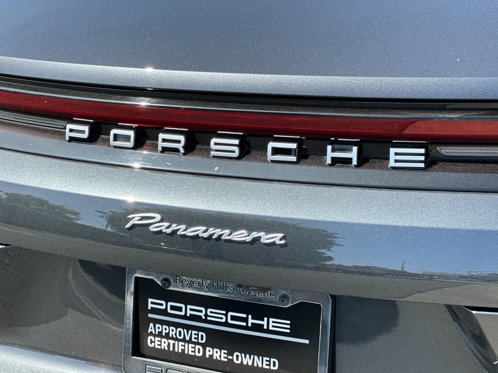 Thumbnail: 2024 Porsche Panamera - 32