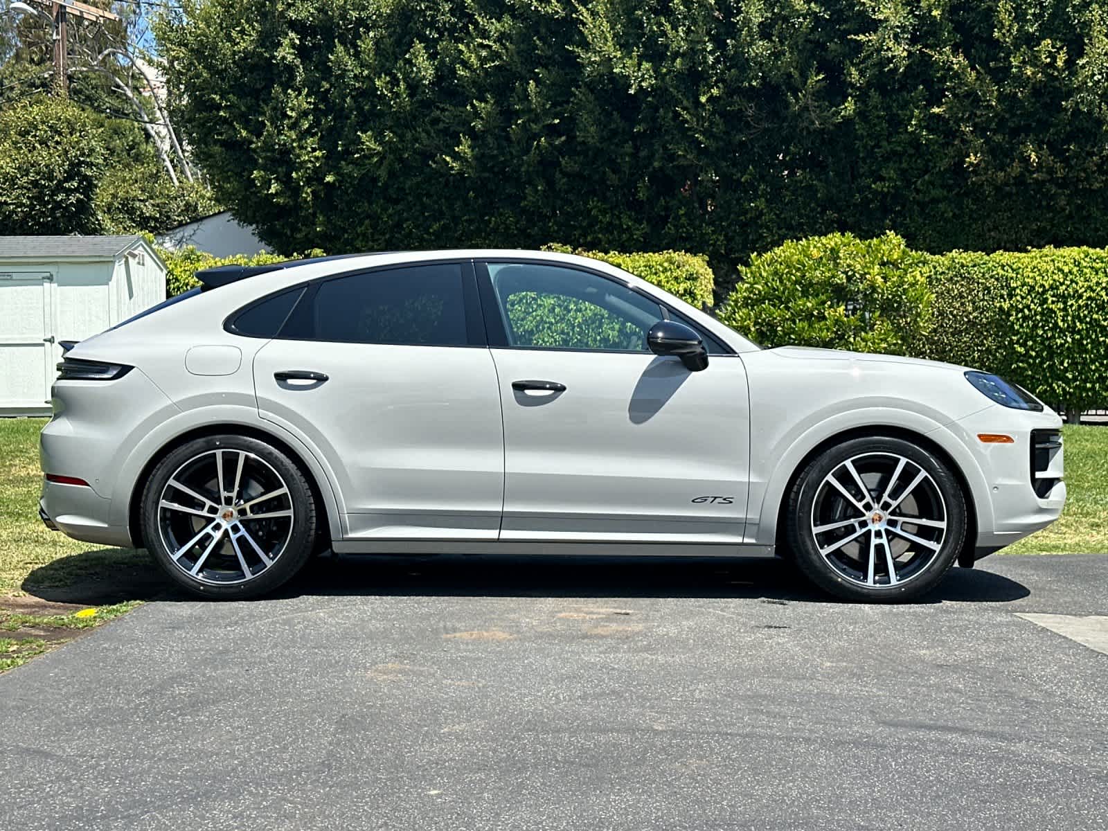 Thumbnail: 2026 Porsche Cayenne - 9