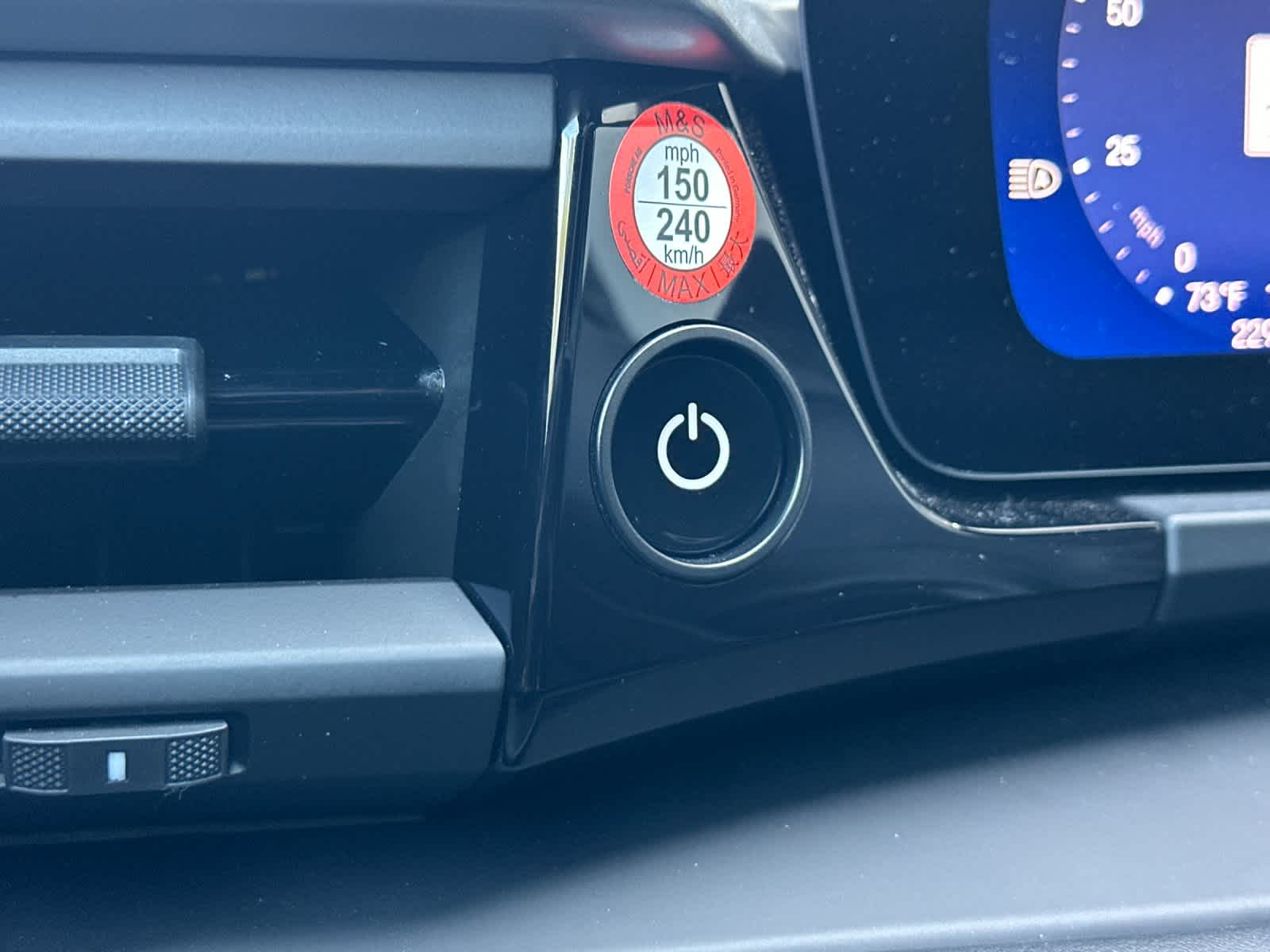 Thumbnail: 2025 Porsche Macan - 26