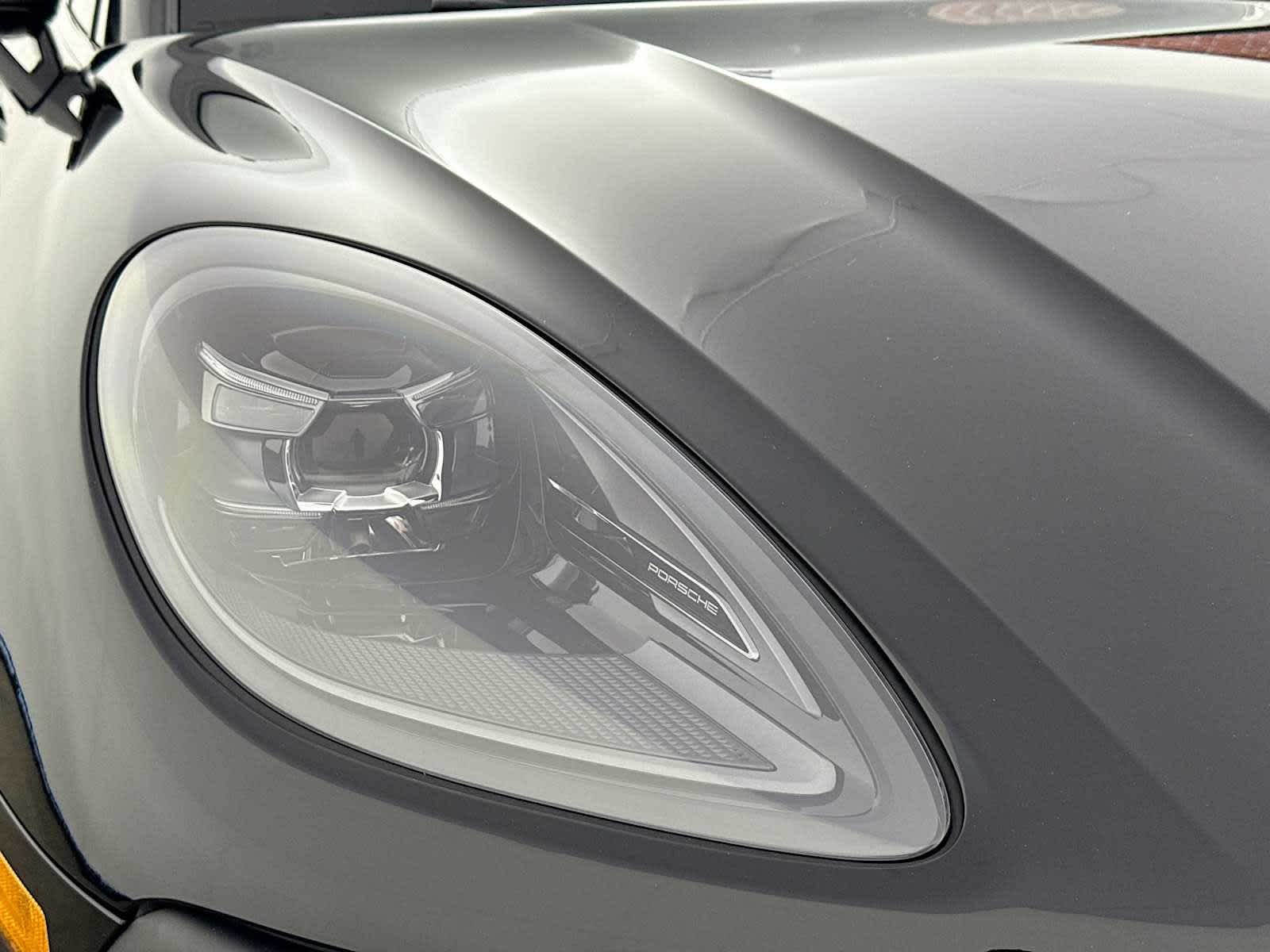 Thumbnail: 2025 Porsche Macan - 28