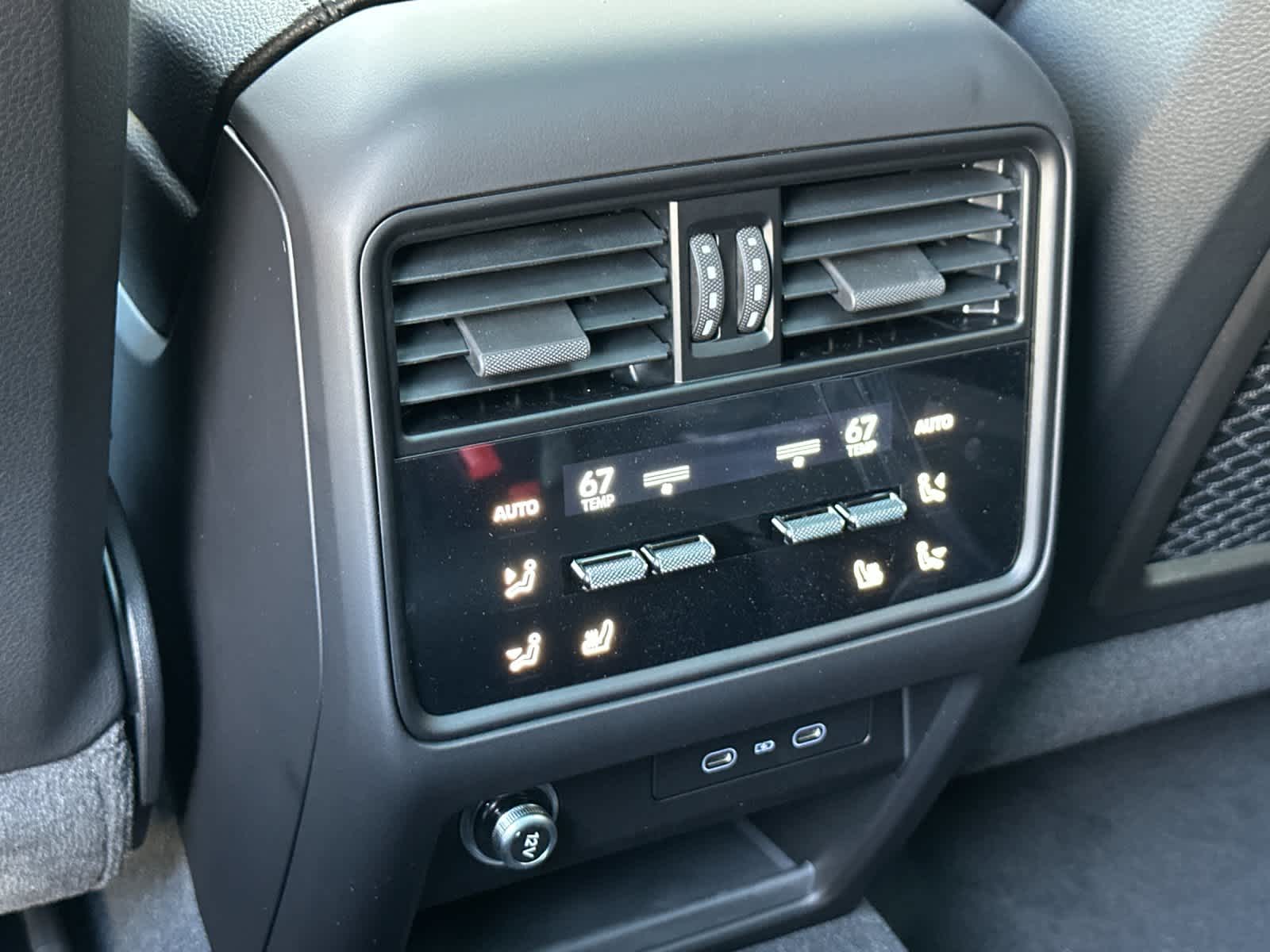 Thumbnail: 2026 Porsche Cayenne - 14