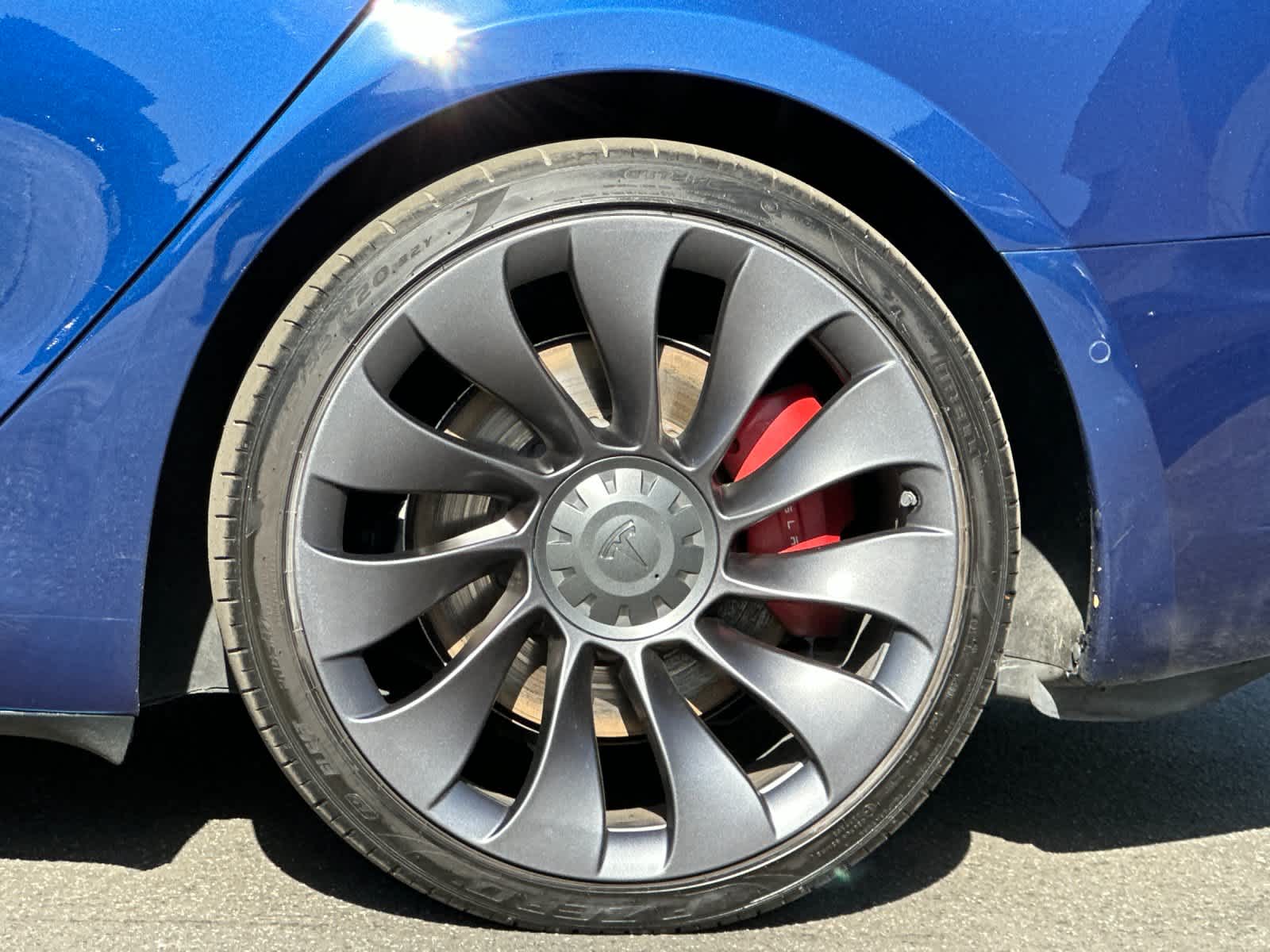 Thumbnail: 2022 Tesla Model 3 - 27