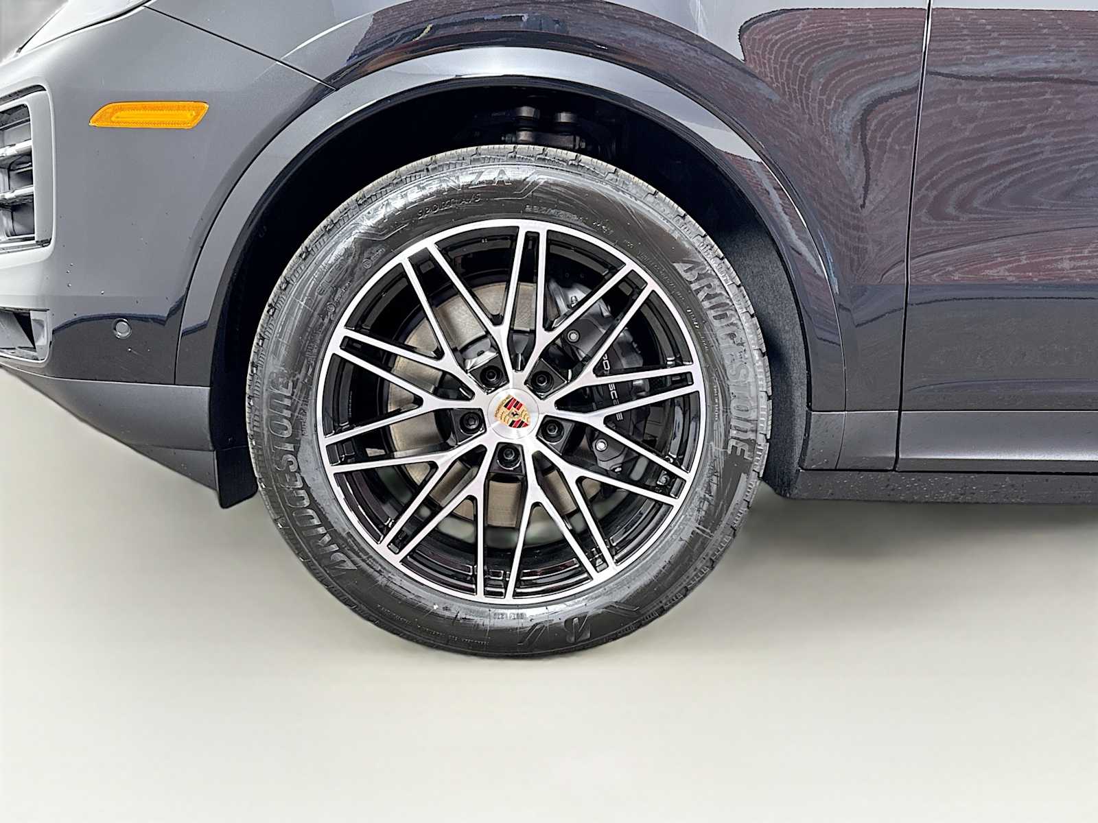 Thumbnail: 2025 Porsche Cayenne - 24