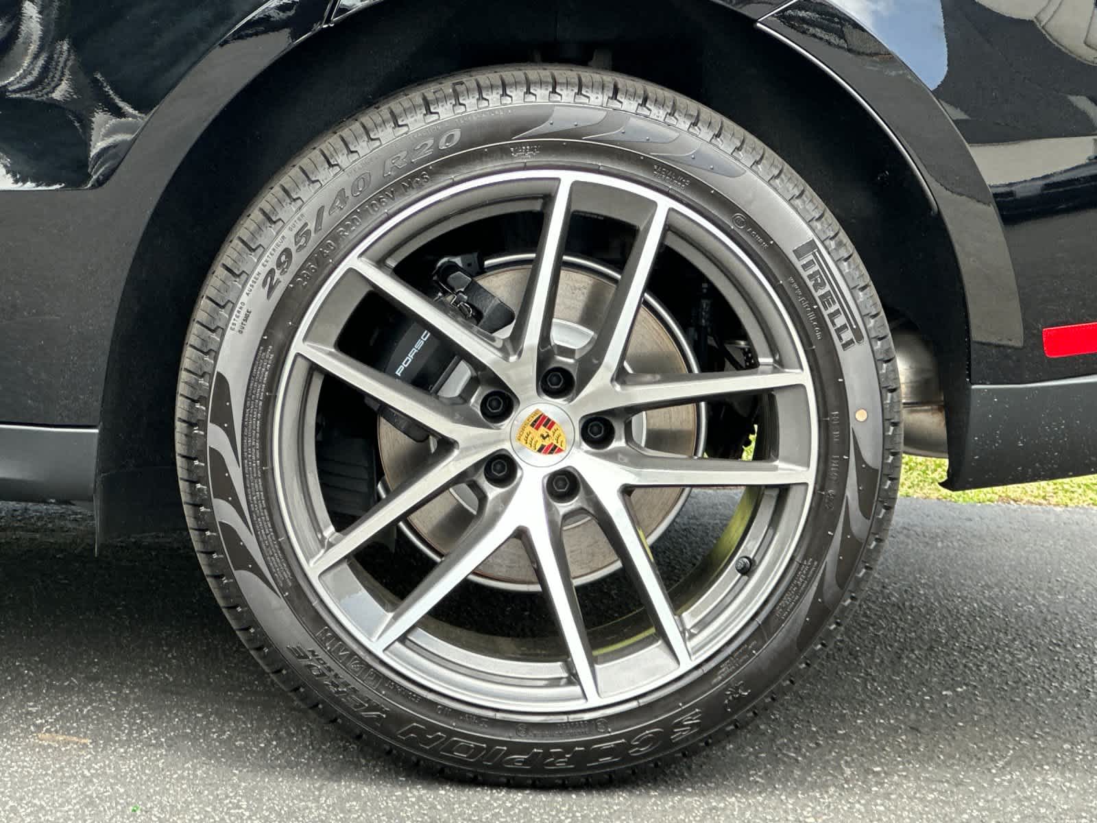 Thumbnail: 2026 Porsche Macan - 31