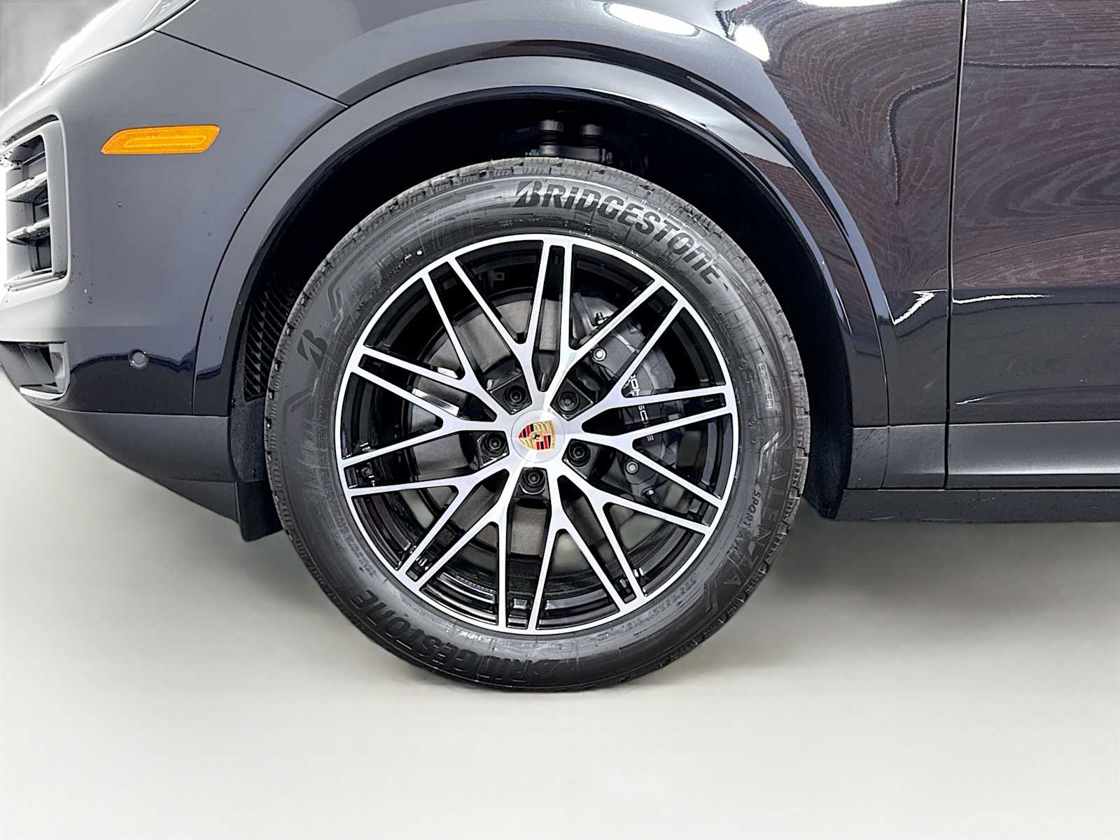 Thumbnail: 2025 Porsche Cayenne - 24