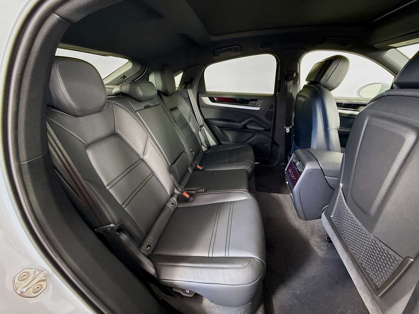 Thumbnail: 2025 Porsche Cayenne - 20