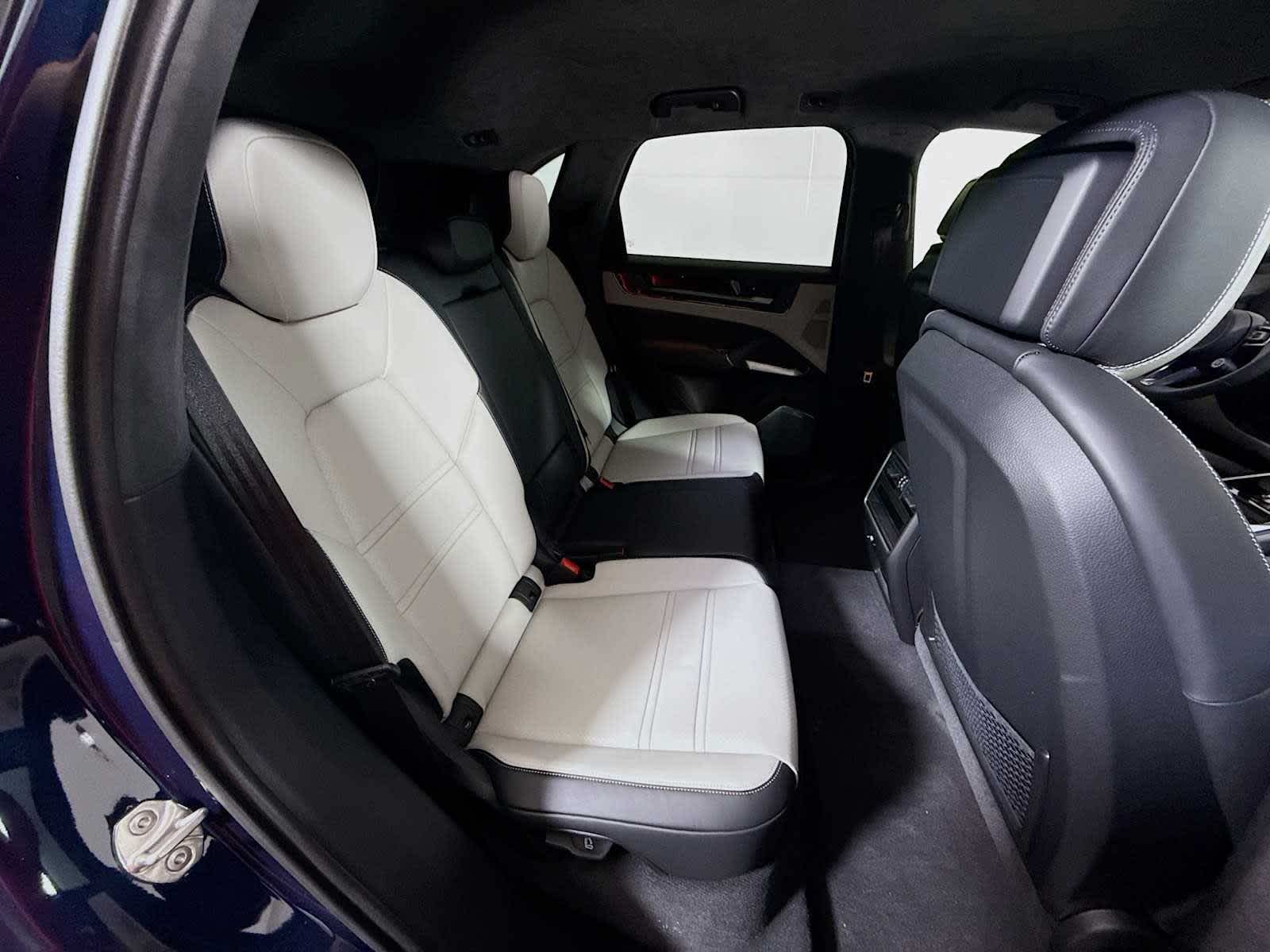 Thumbnail: 2025 Porsche Cayenne - 20