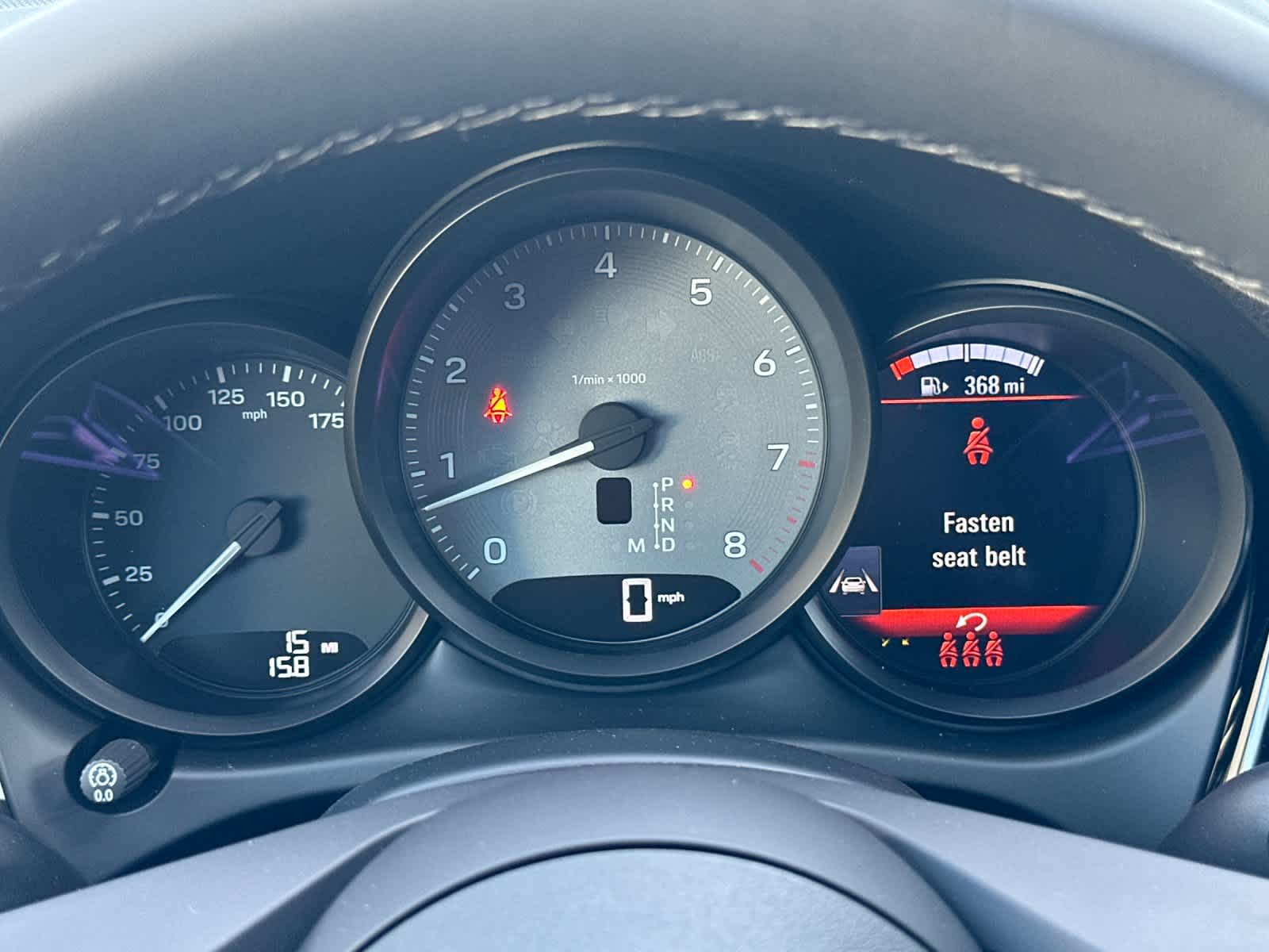 Thumbnail: 2026 Porsche Macan - 30