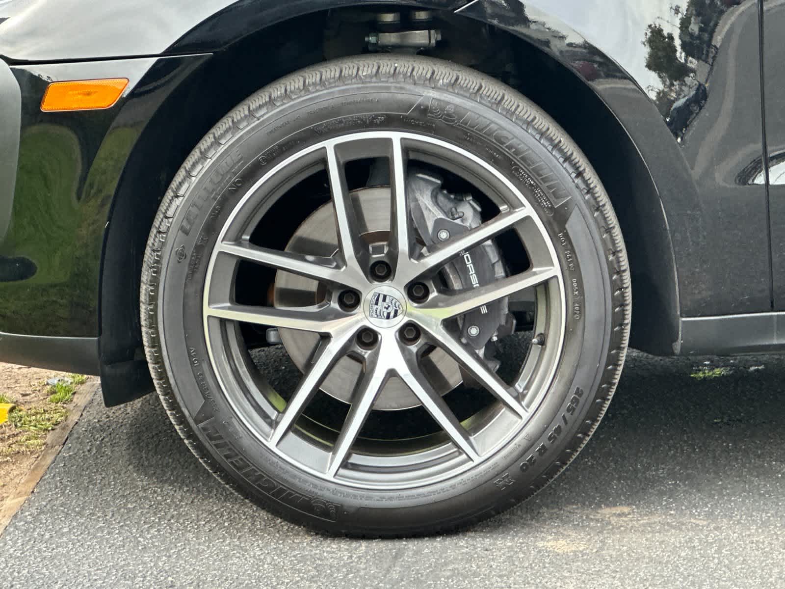 Thumbnail: 2025 Porsche Macan - 31