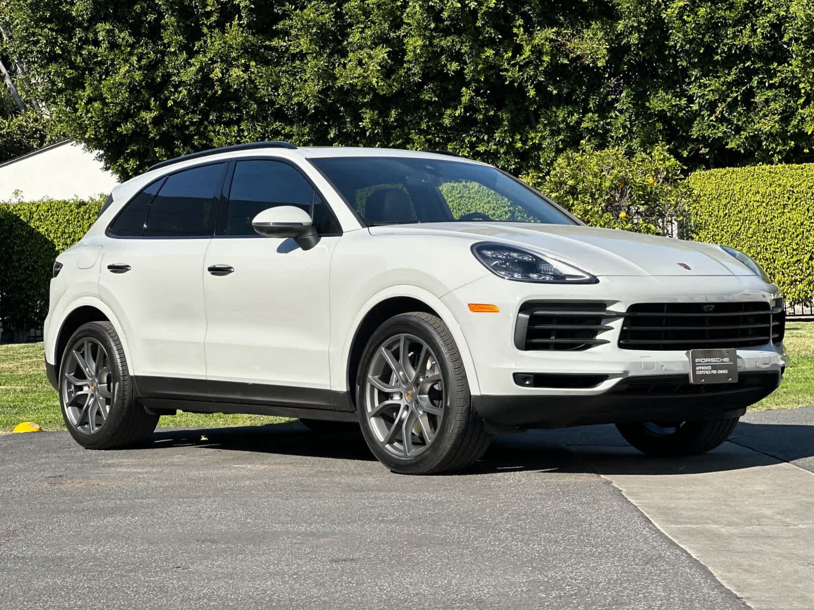 Thumbnail: 2022 Porsche Cayenne - 10