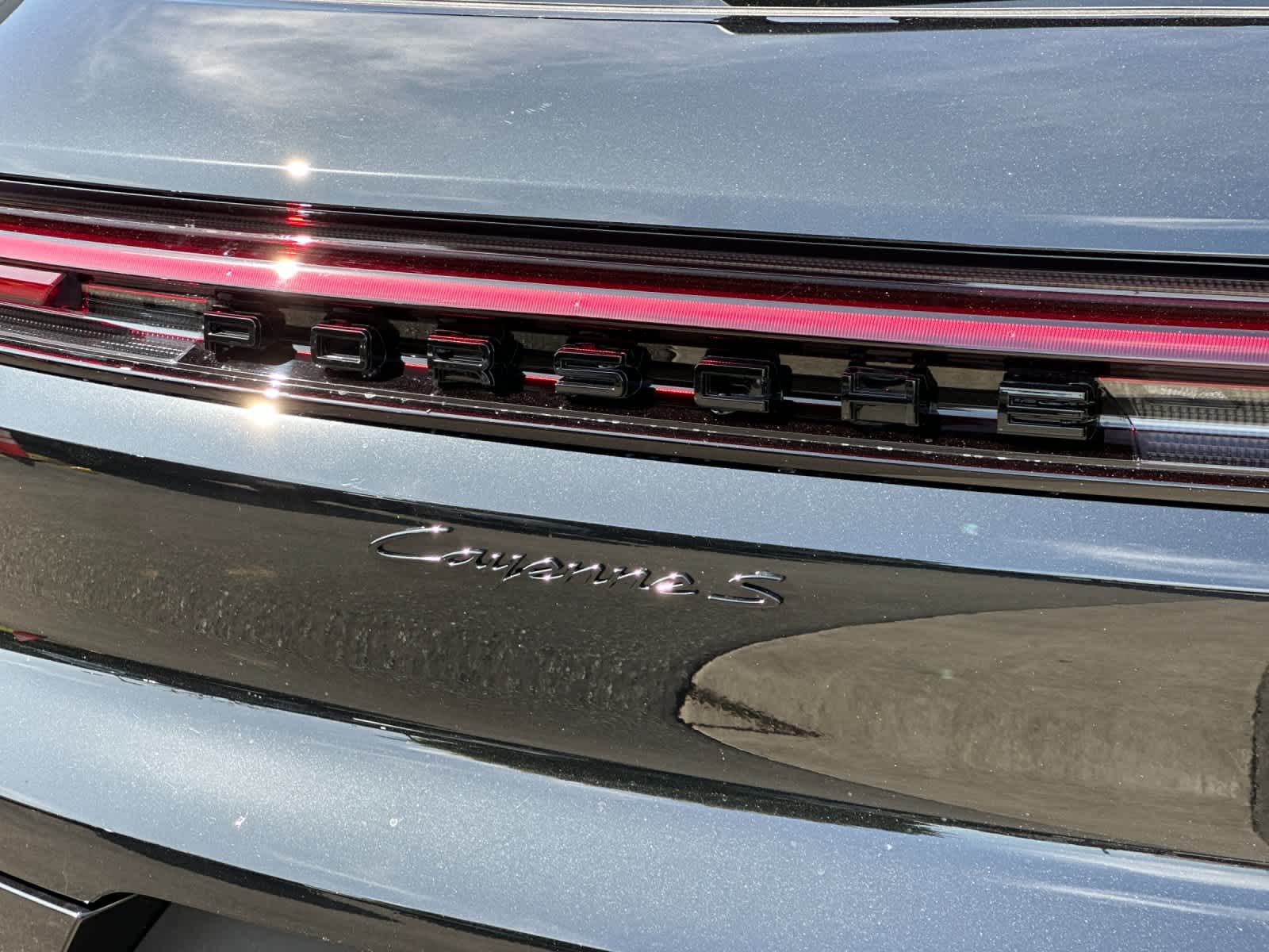 Thumbnail: 2026 Porsche Cayenne - 33