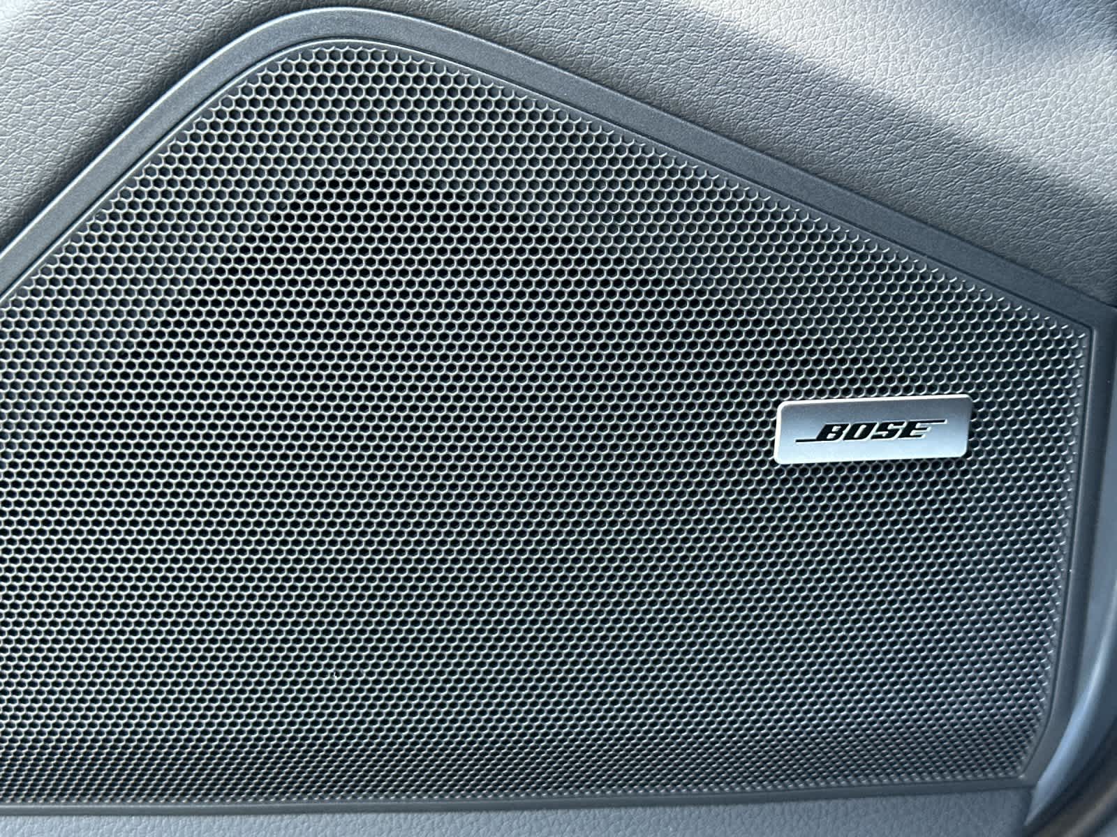 Thumbnail: 2026 Porsche Cayenne - 20