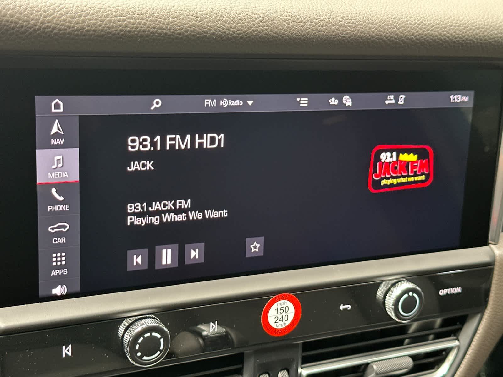 Thumbnail: 2026 Porsche Macan - 21