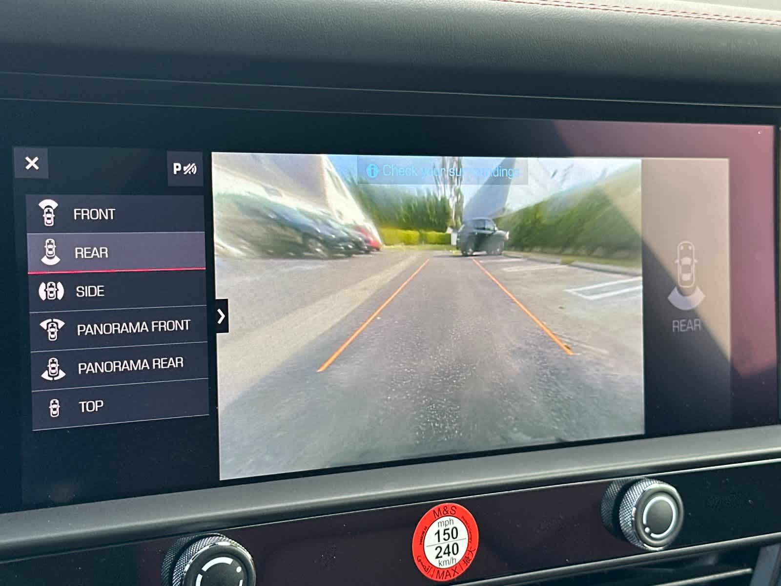 Thumbnail: 2025 Porsche Macan - 23