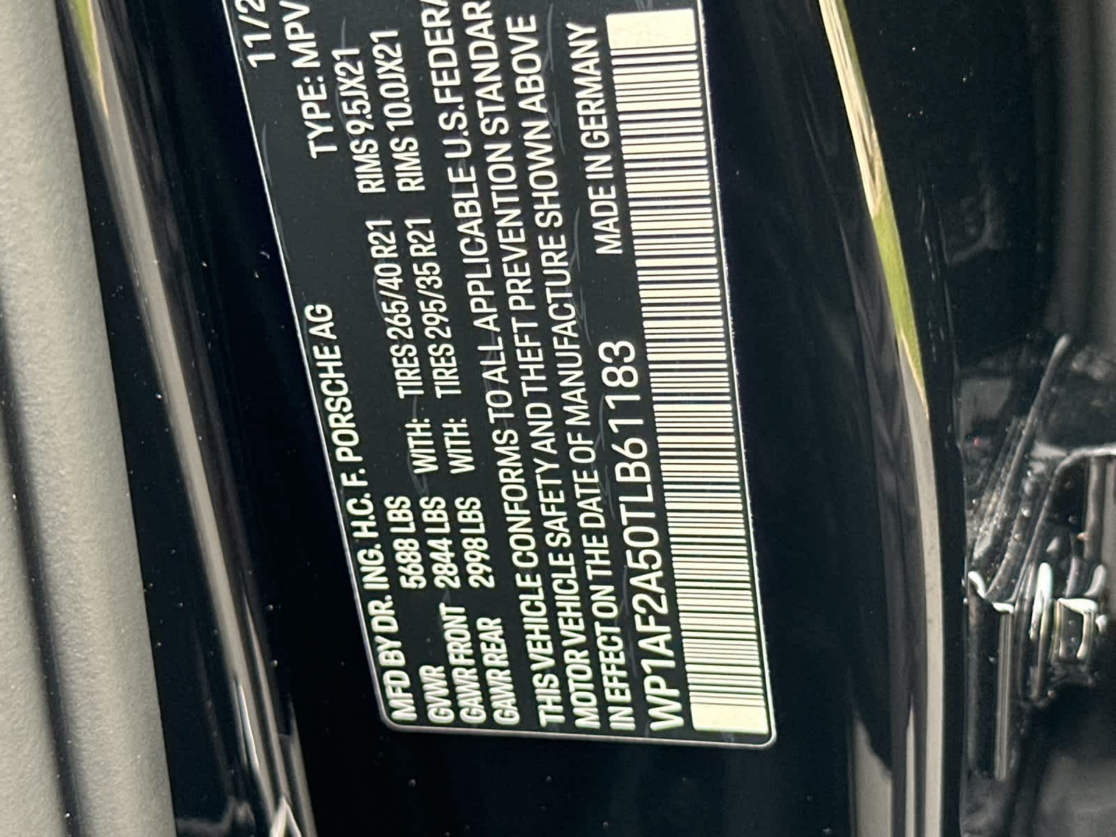 Thumbnail: 2026 Porsche Macan - 34