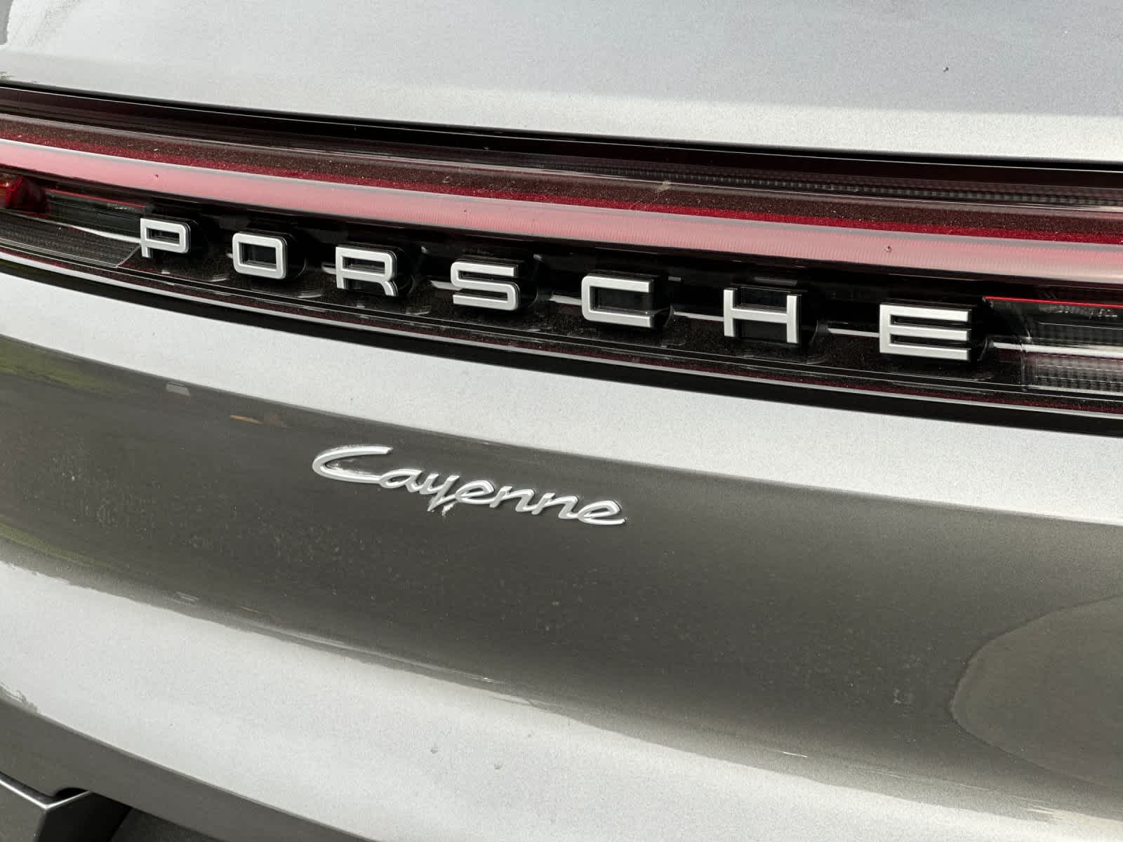 Thumbnail: 2024 Porsche Cayenne - 33