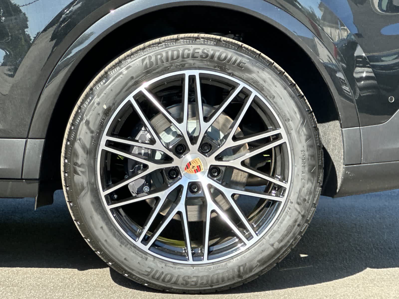 Thumbnail: 2026 Porsche Cayenne - 32