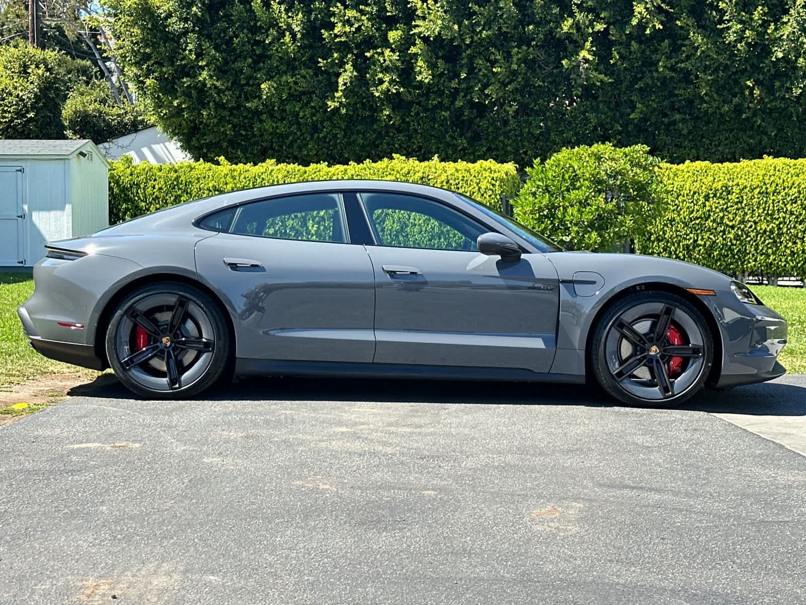 Thumbnail: 2026 Porsche Taycan - 9