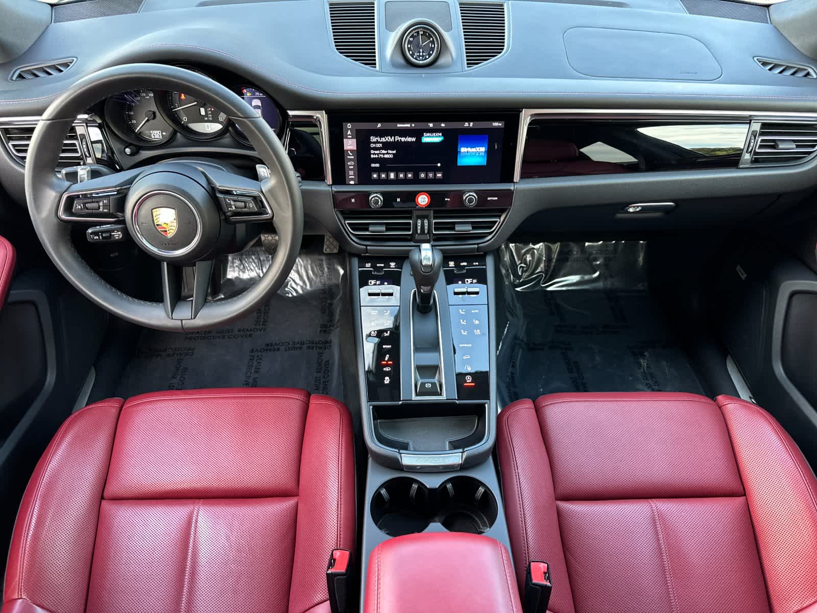 Thumbnail: 2025 Porsche Macan - 6