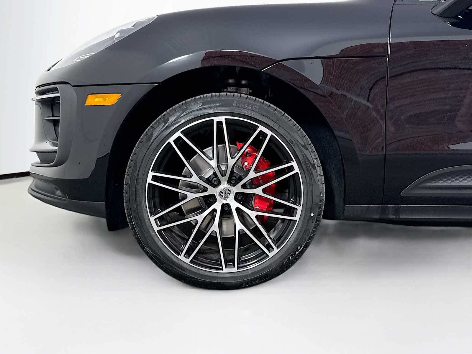 Thumbnail: 2025 Porsche Macan - 24