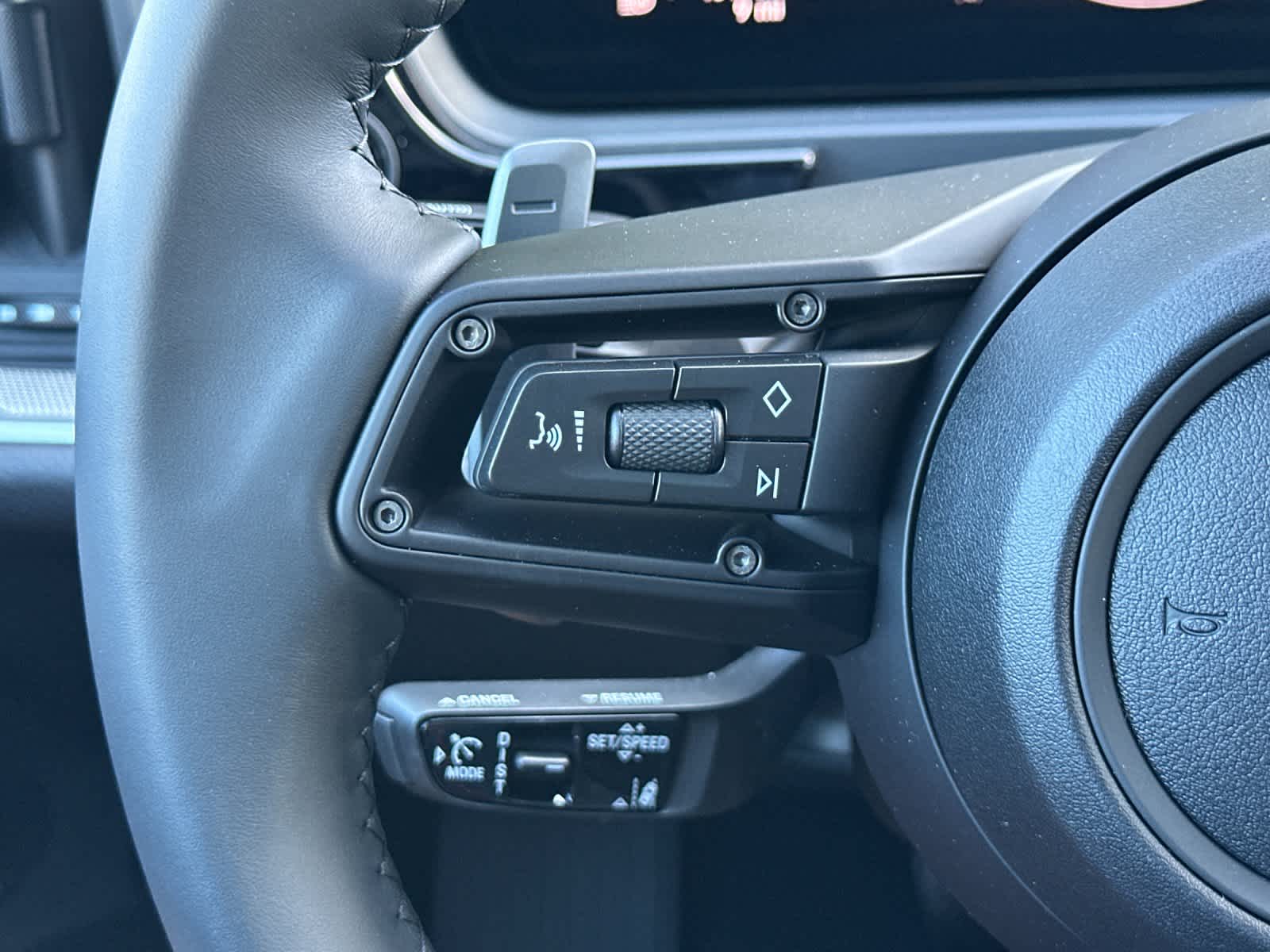Thumbnail: 2026 Porsche Cayenne - 28