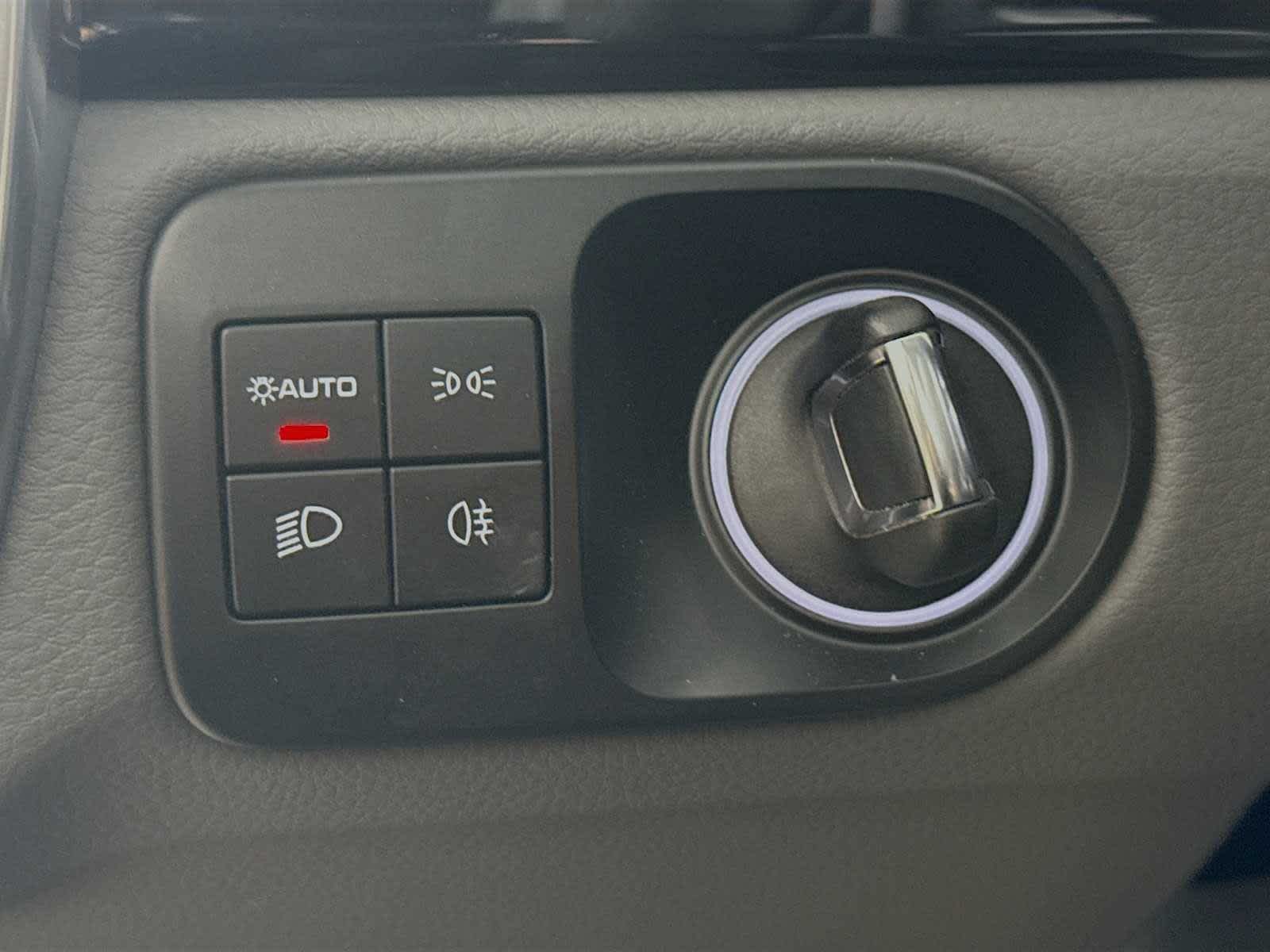 Thumbnail: 2022 Porsche Cayenne - 11