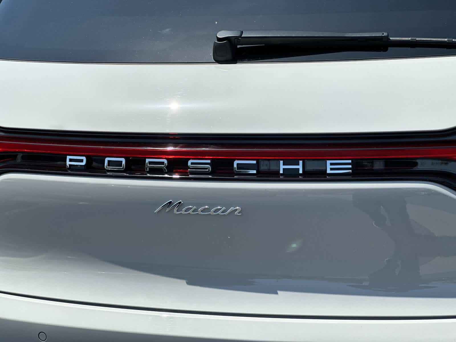 Thumbnail: 2025 Porsche Macan - 30