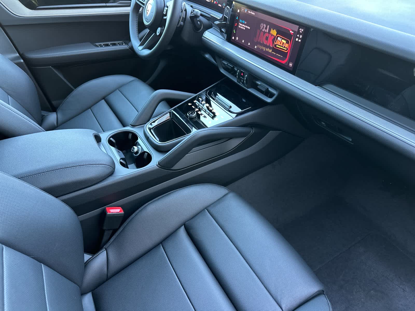 Thumbnail: 2026 Porsche Cayenne - 17