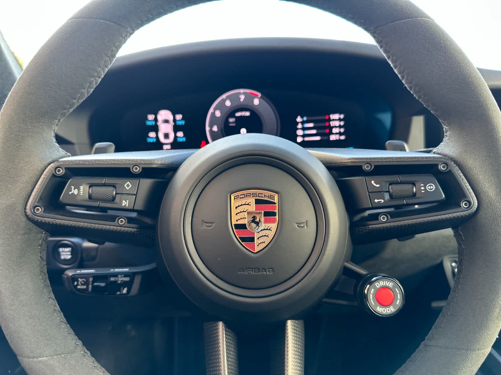 Thumbnail: 2025 Porsche 911 - 24