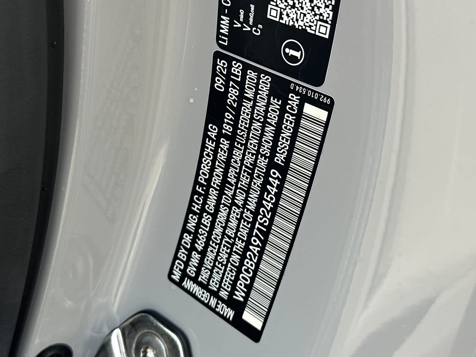 Thumbnail: 2026 Porsche 911 - 30