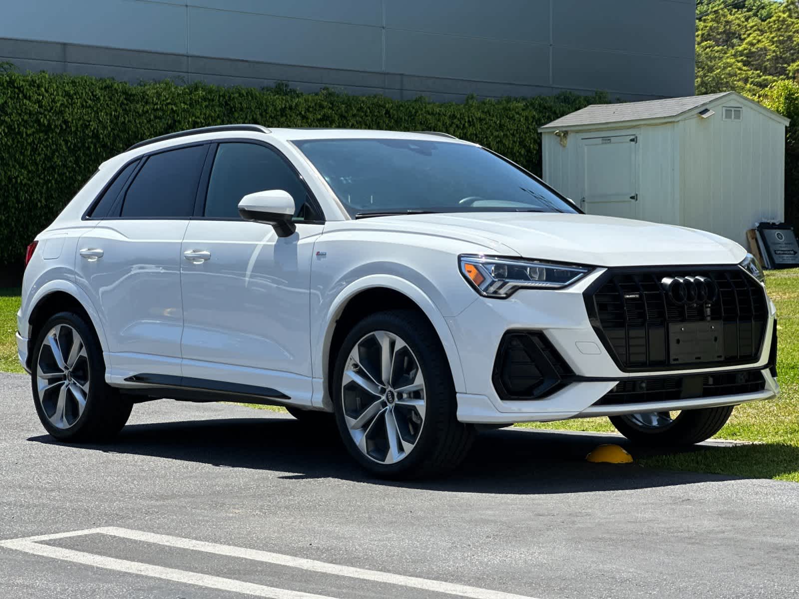 Thumbnail: 2022 Audi Q3 - 9