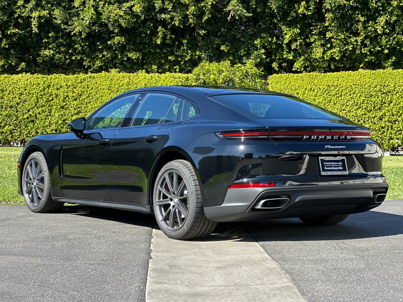 Thumbnail: 2026 Porsche Panamera - 3