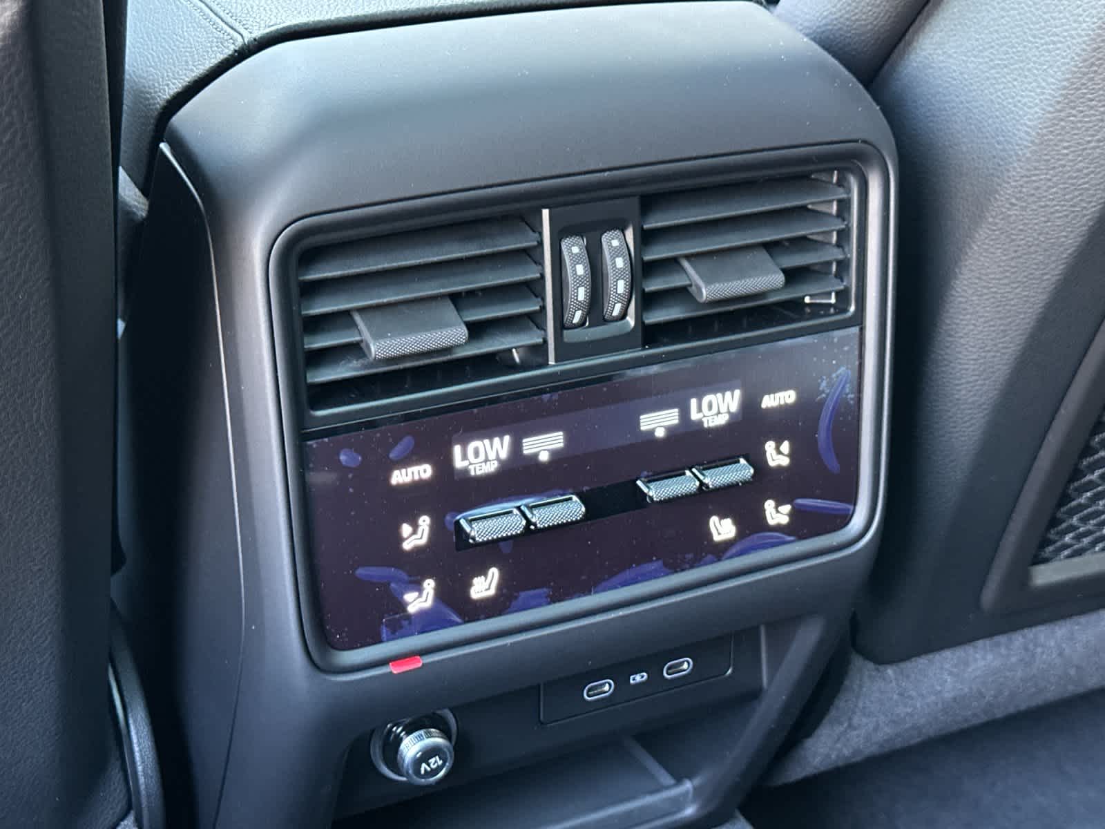 Thumbnail: 2026 Porsche Cayenne - 14