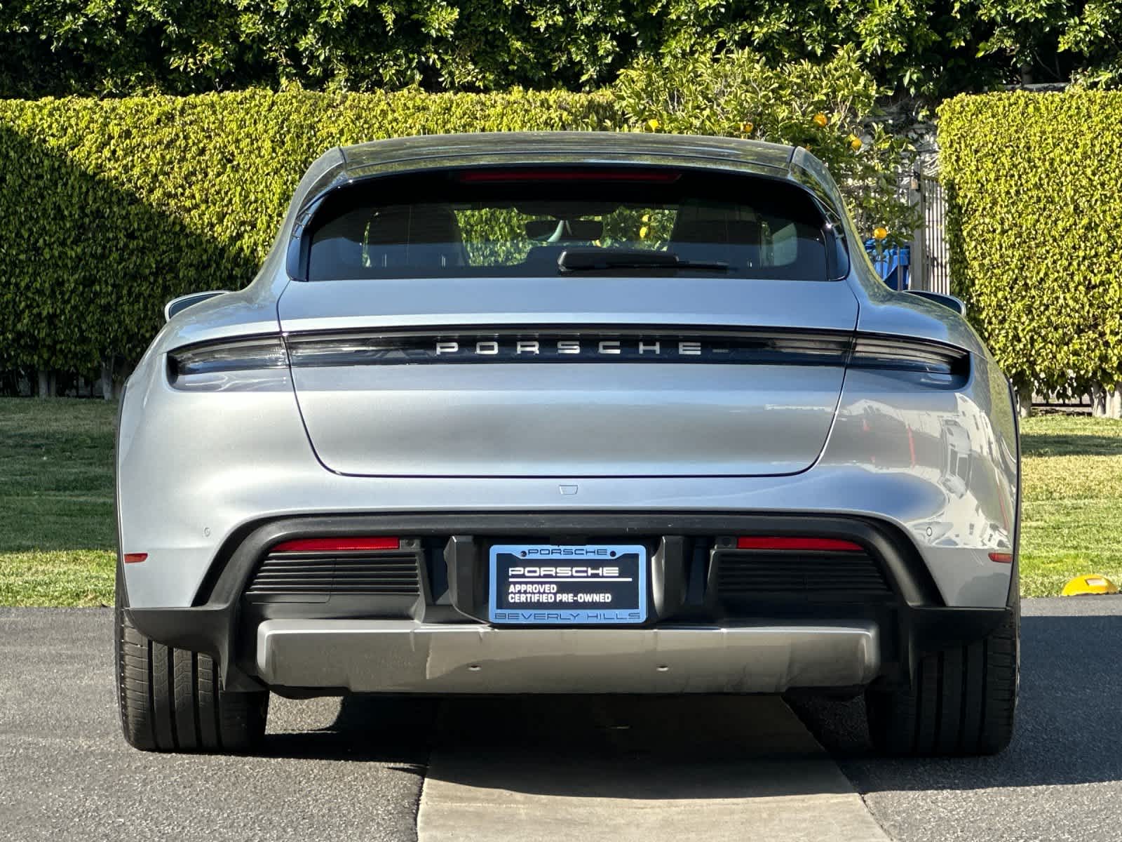 Thumbnail: 2024 Porsche Taycan - 7