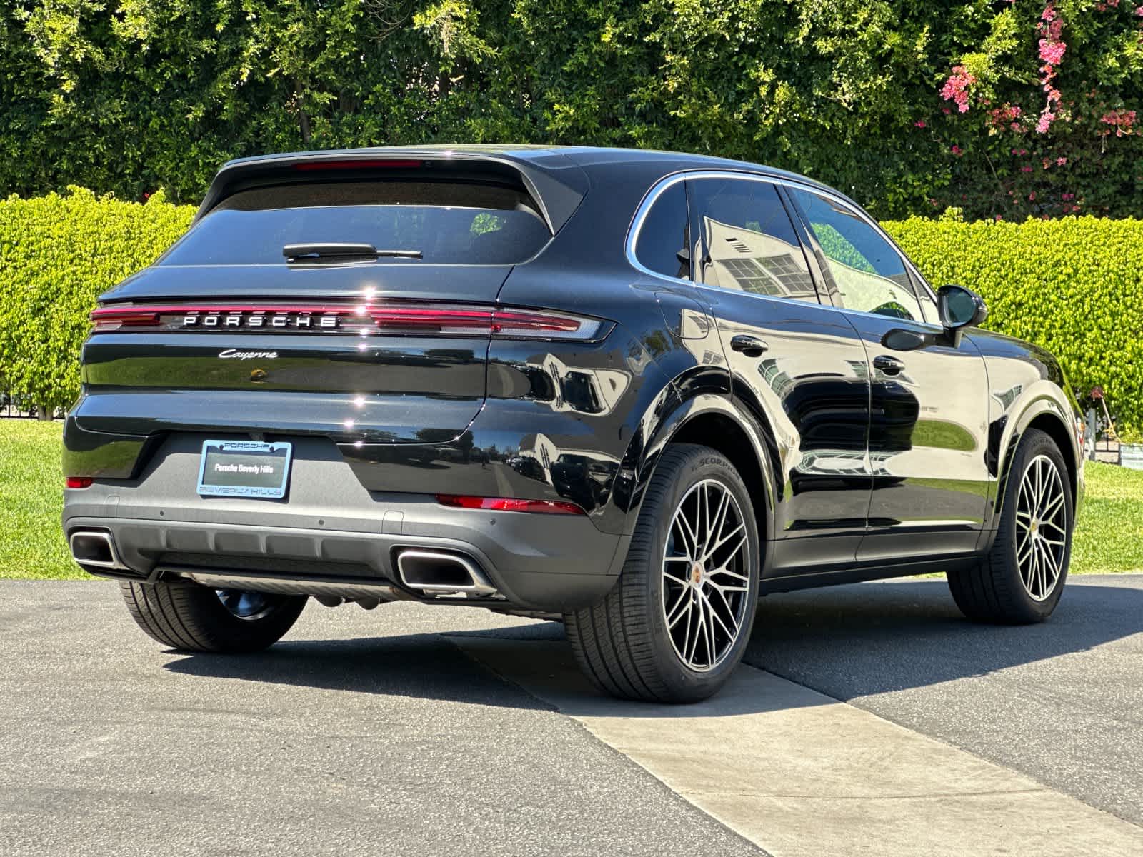 Thumbnail: 2026 Porsche Cayenne - 8