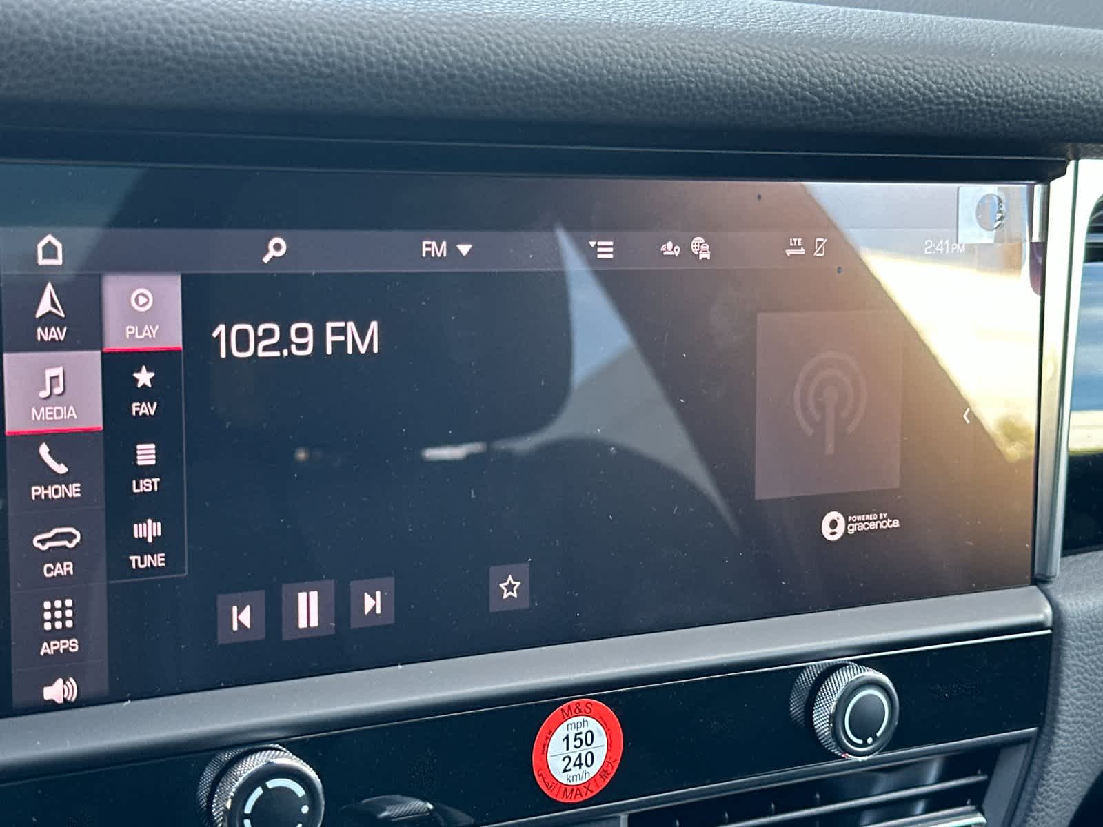 Thumbnail: 2026 Porsche Macan - 21