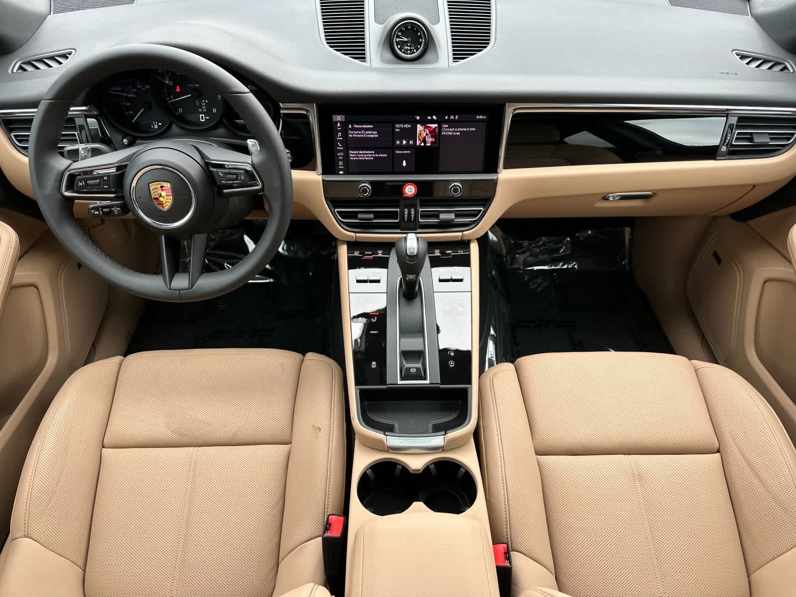 Thumbnail: 2026 Porsche Macan - 6