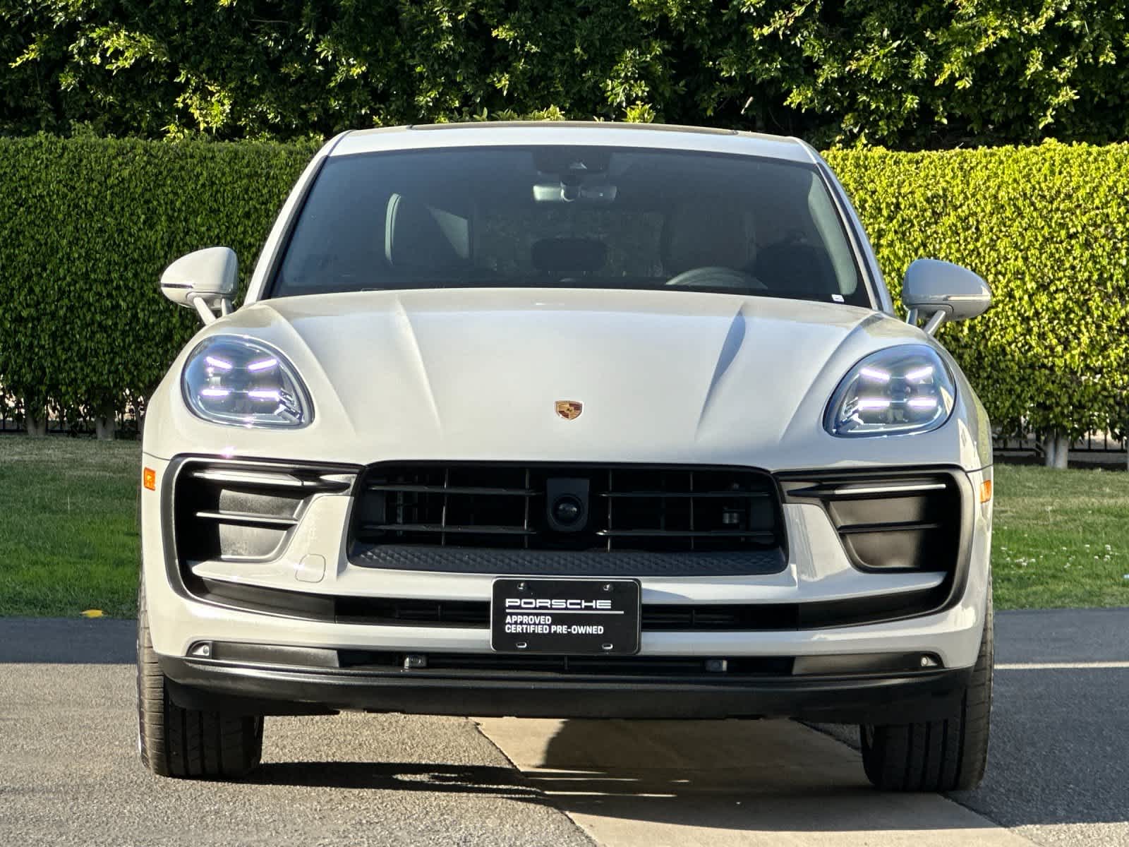 Thumbnail: 2025 Porsche Macan - 11