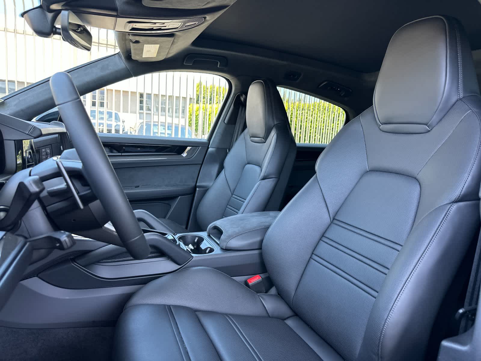 Thumbnail: 2026 Porsche Cayenne - 5