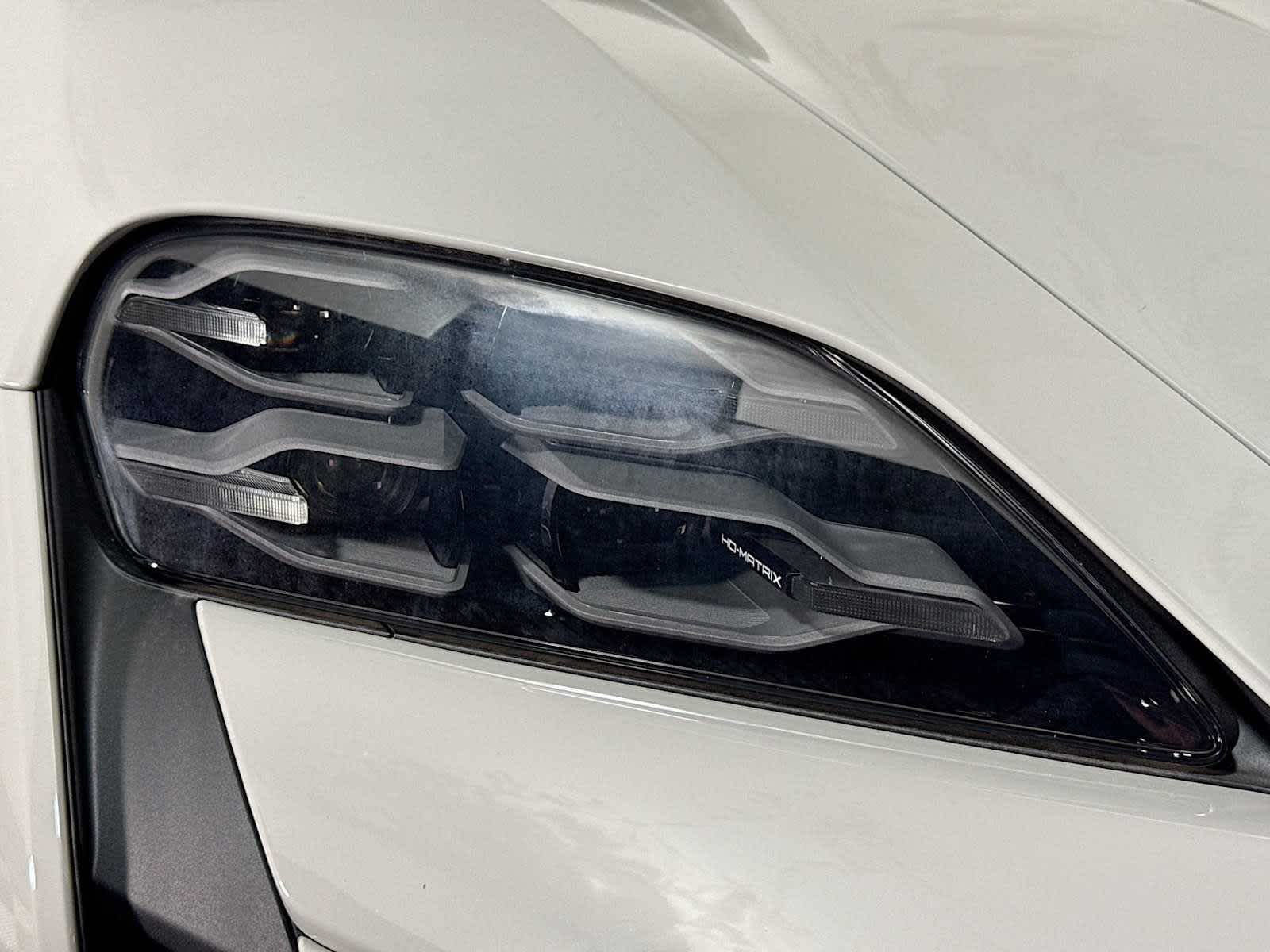 Thumbnail: 2025 Porsche Taycan - 27