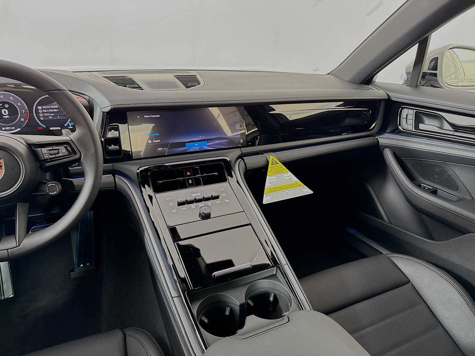 Thumbnail: 2026 Porsche Panamera - 19