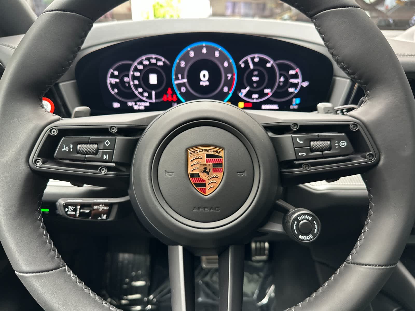 Thumbnail: 2026 Porsche Cayenne - 27