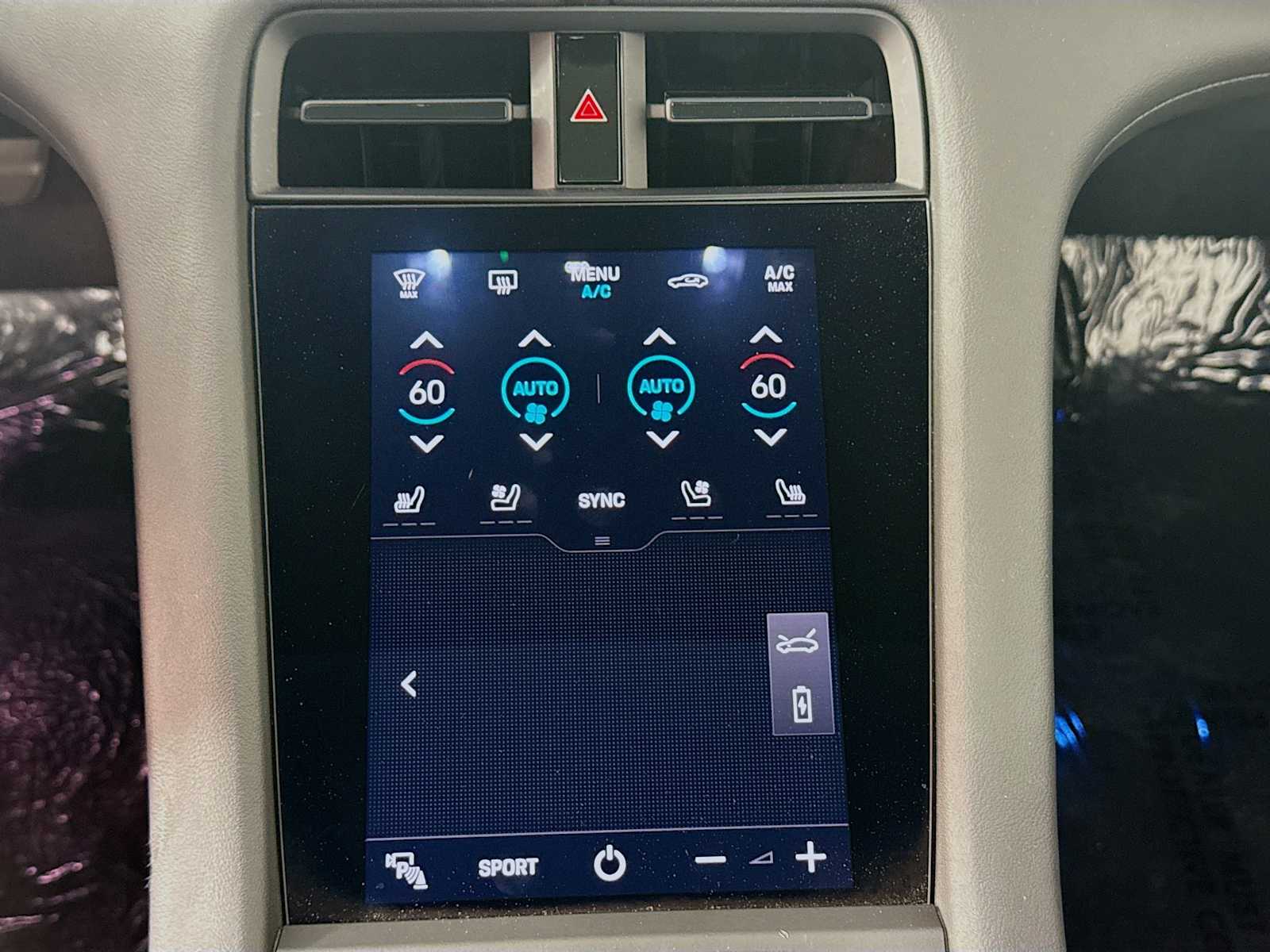 Thumbnail: 2023 Porsche Taycan - 13