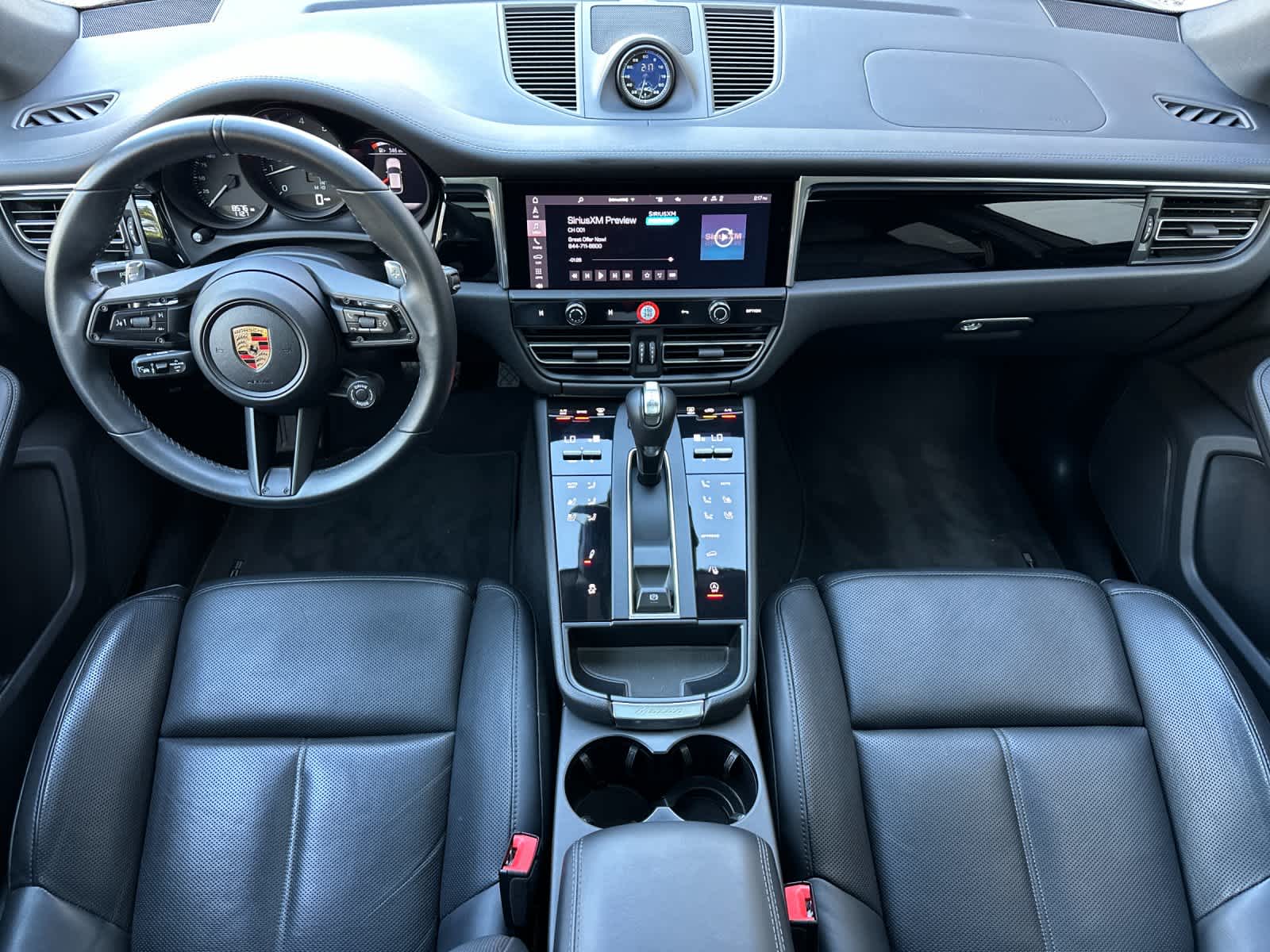 Thumbnail: 2025 Porsche Macan - 6