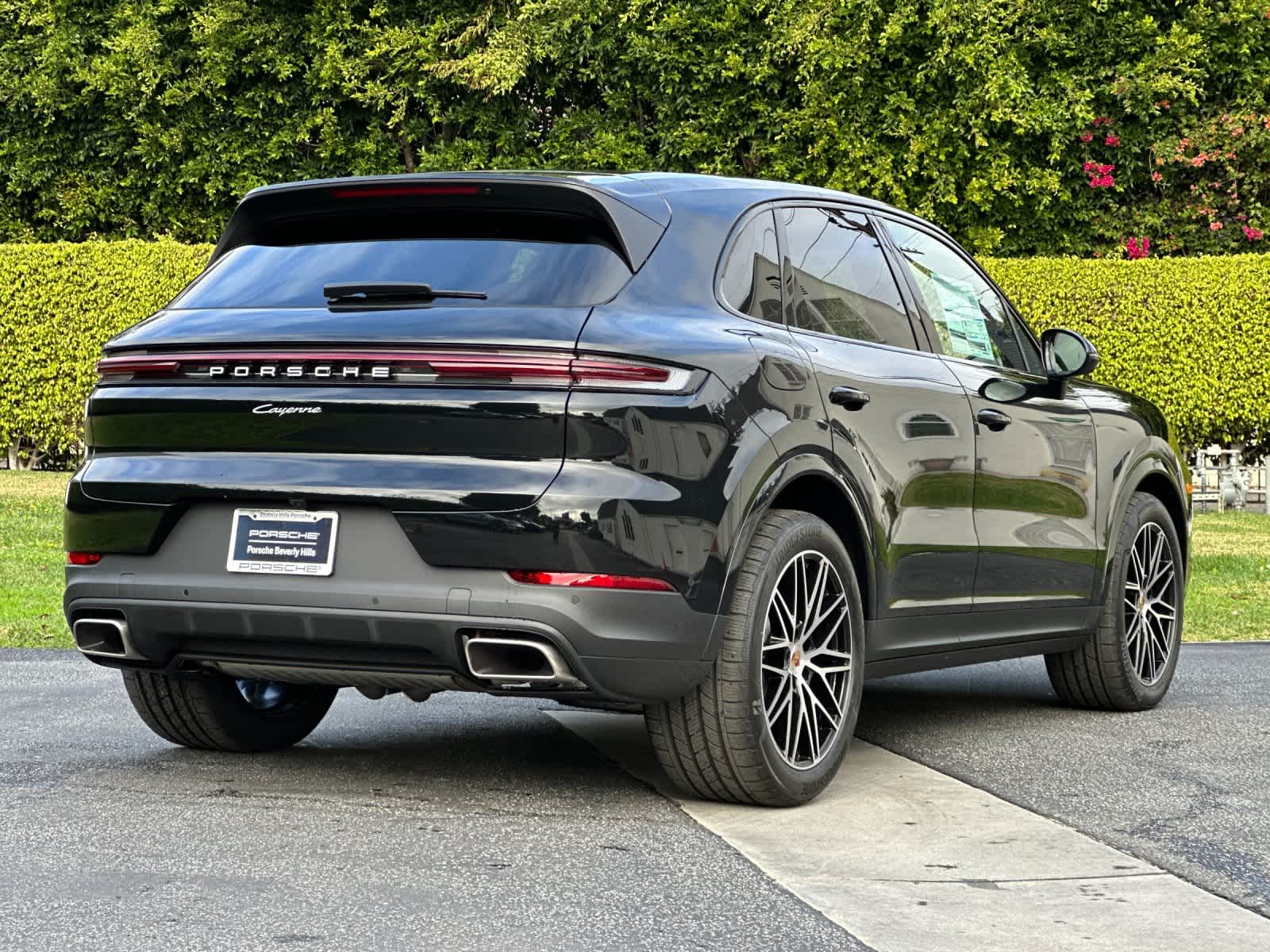 Thumbnail: 2026 Porsche Cayenne - 8