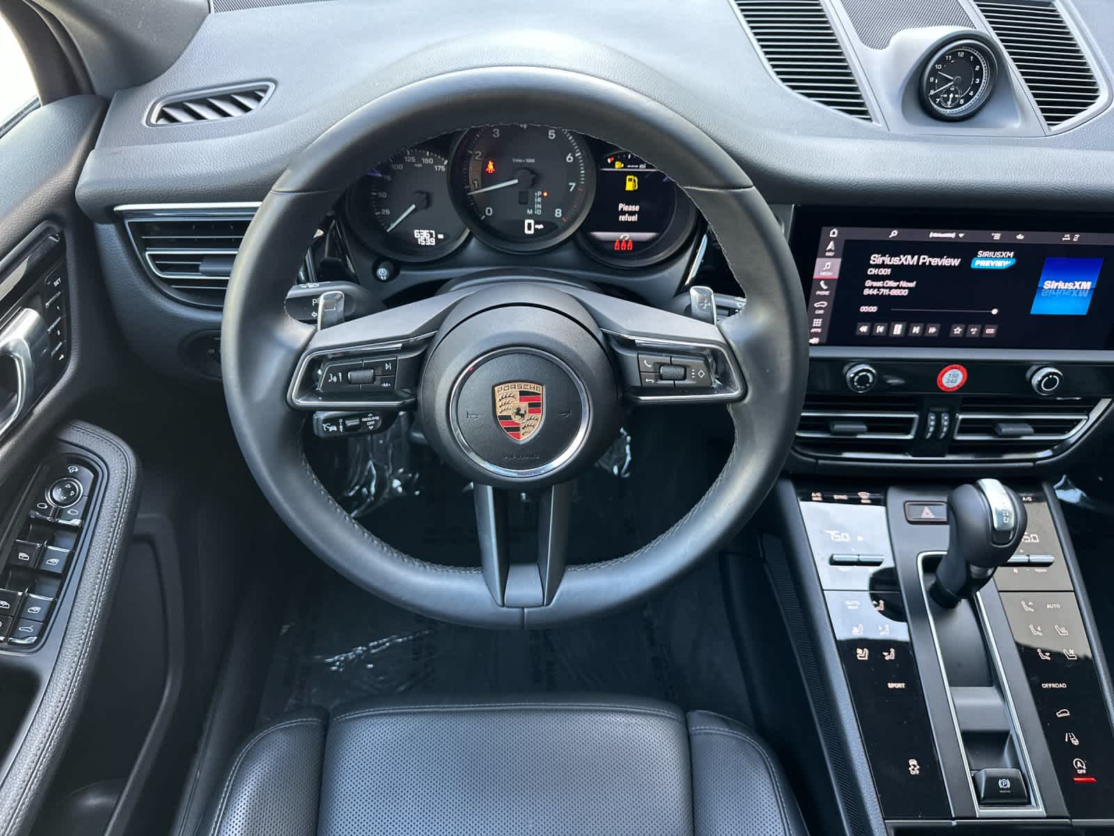 Thumbnail: 2025 Porsche Macan - 15