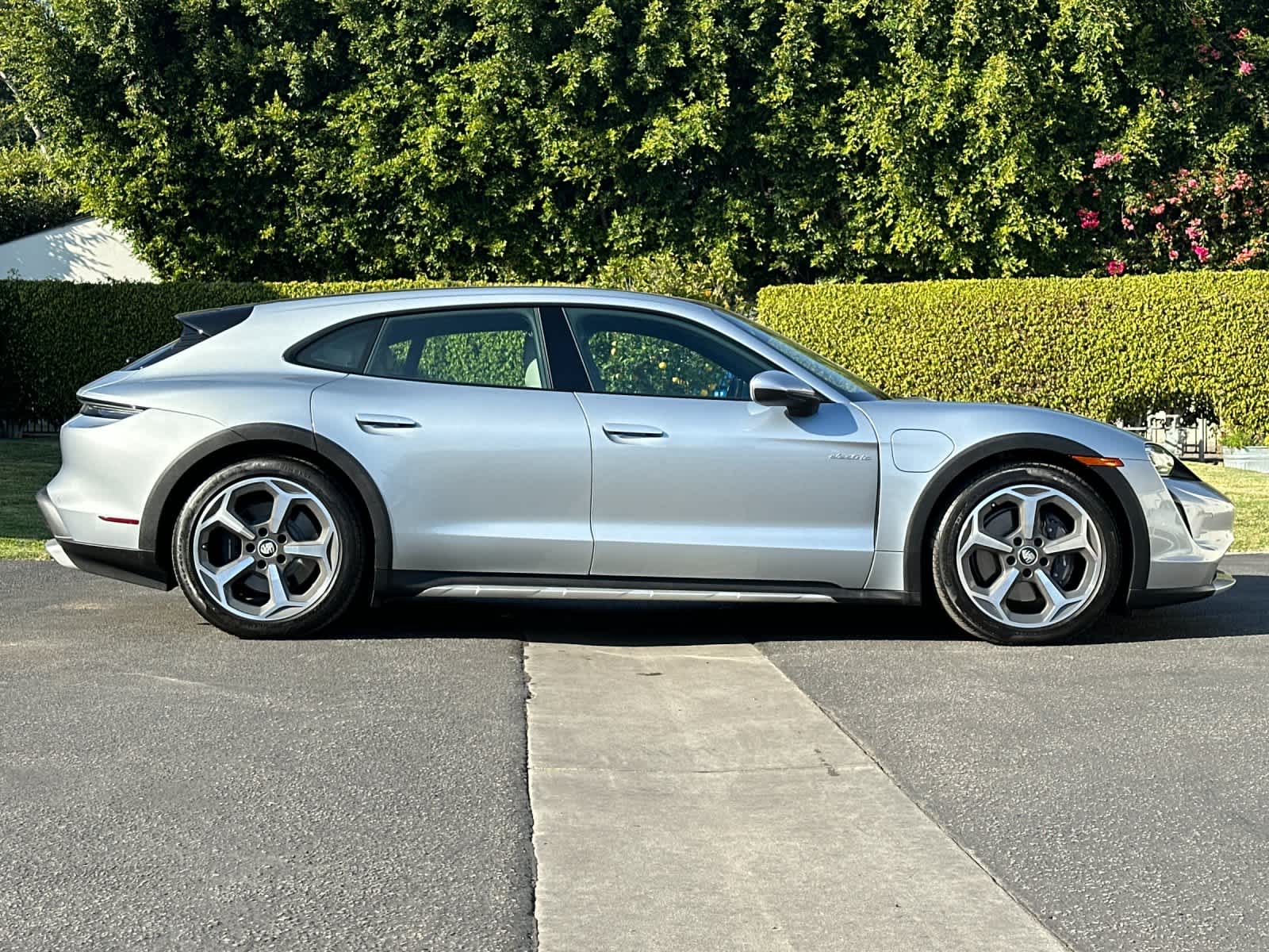 Thumbnail: 2024 Porsche Taycan - 9