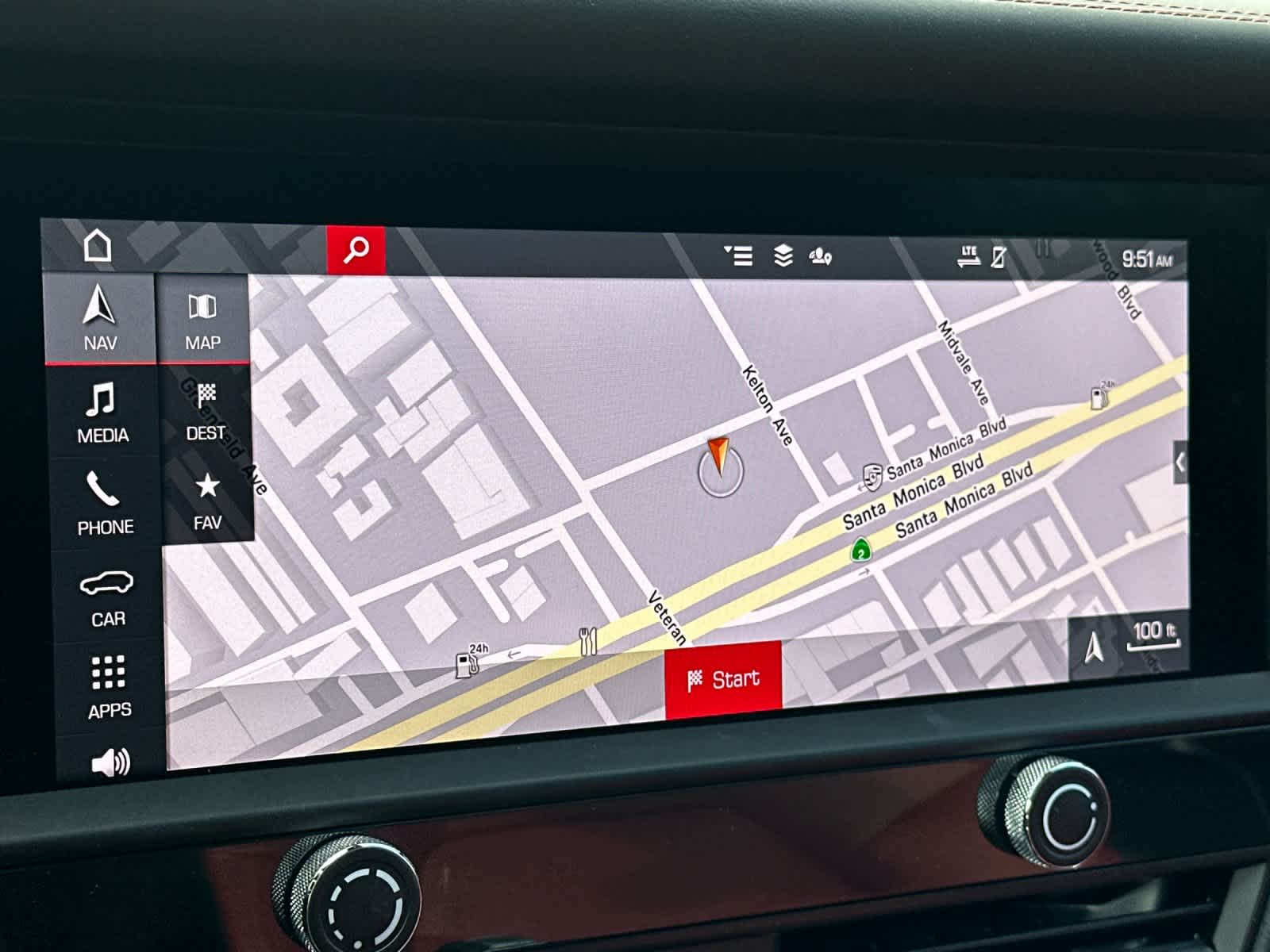 Thumbnail: 2025 Porsche Macan - 22