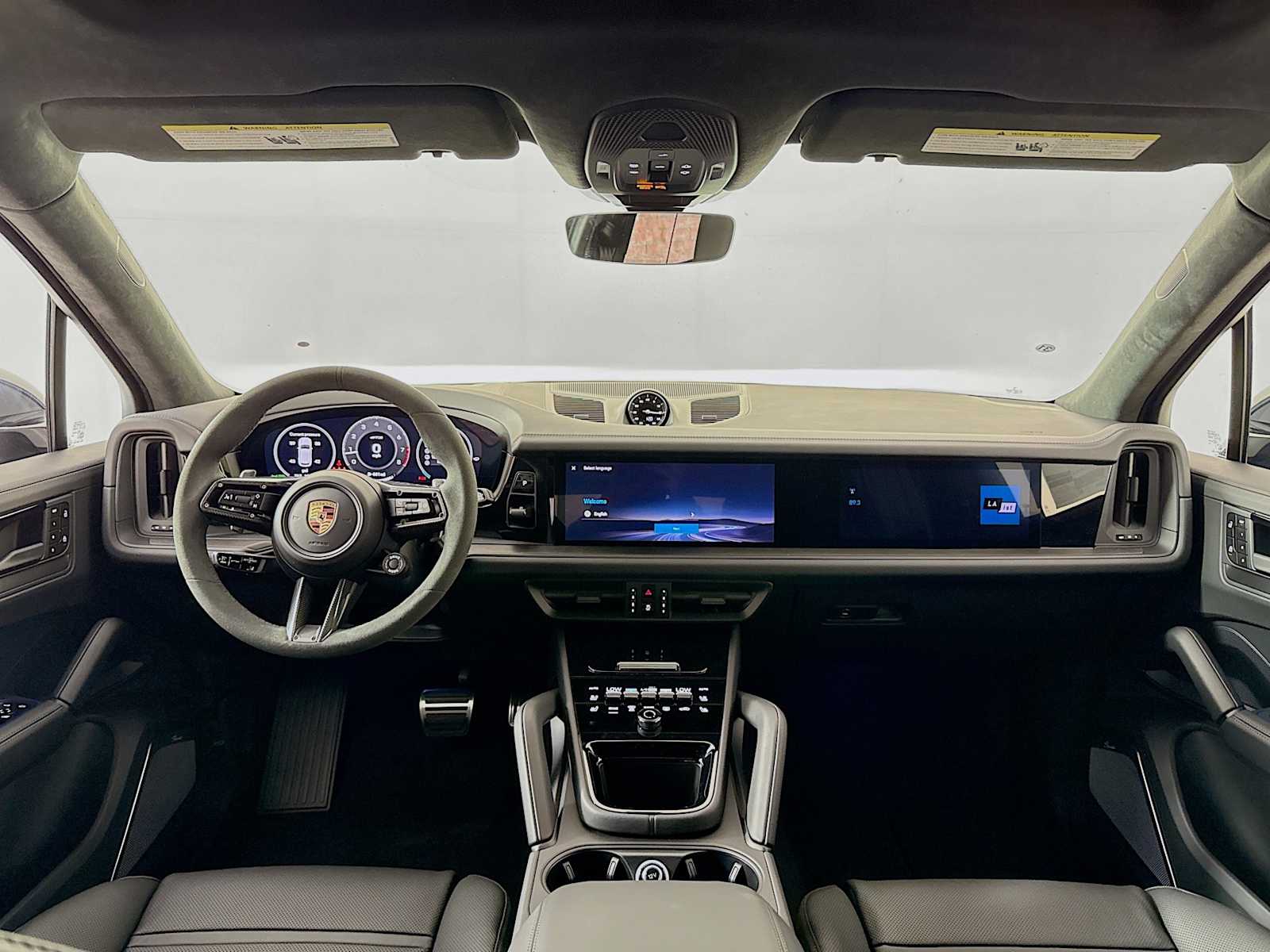 Thumbnail: 2026 Porsche Cayenne - 27