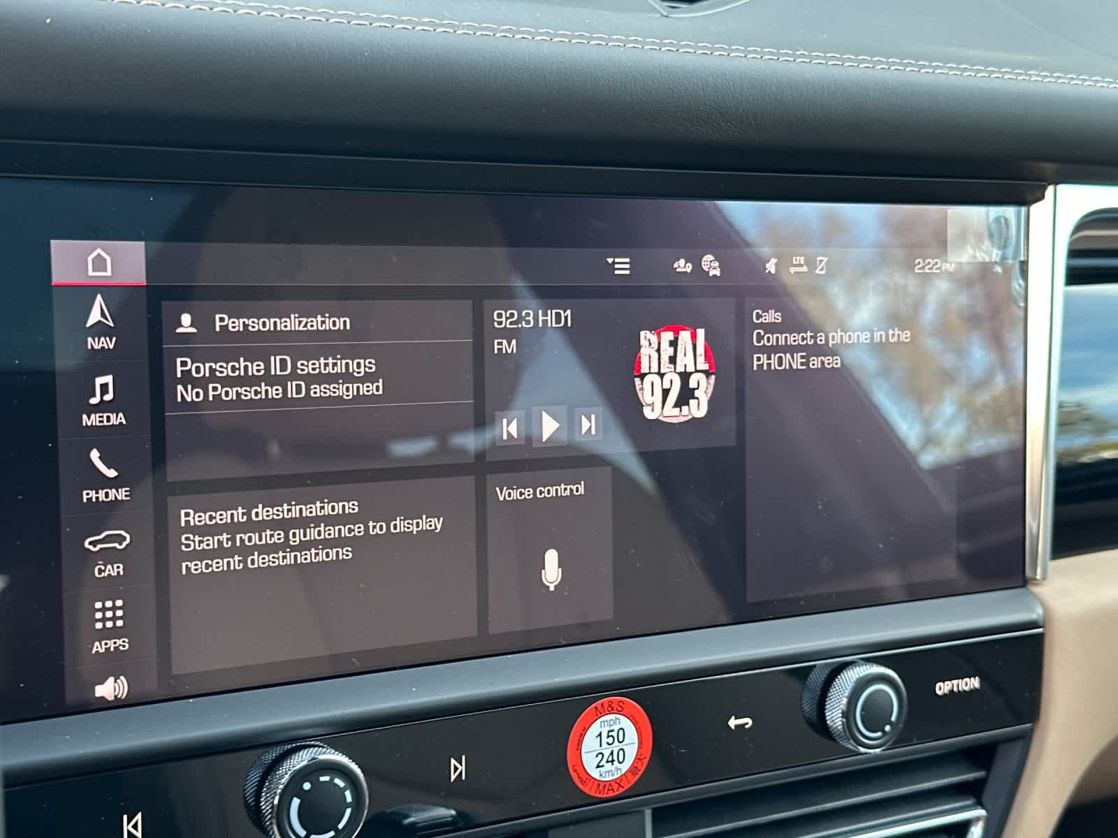 Thumbnail: 2026 Porsche Macan - 21